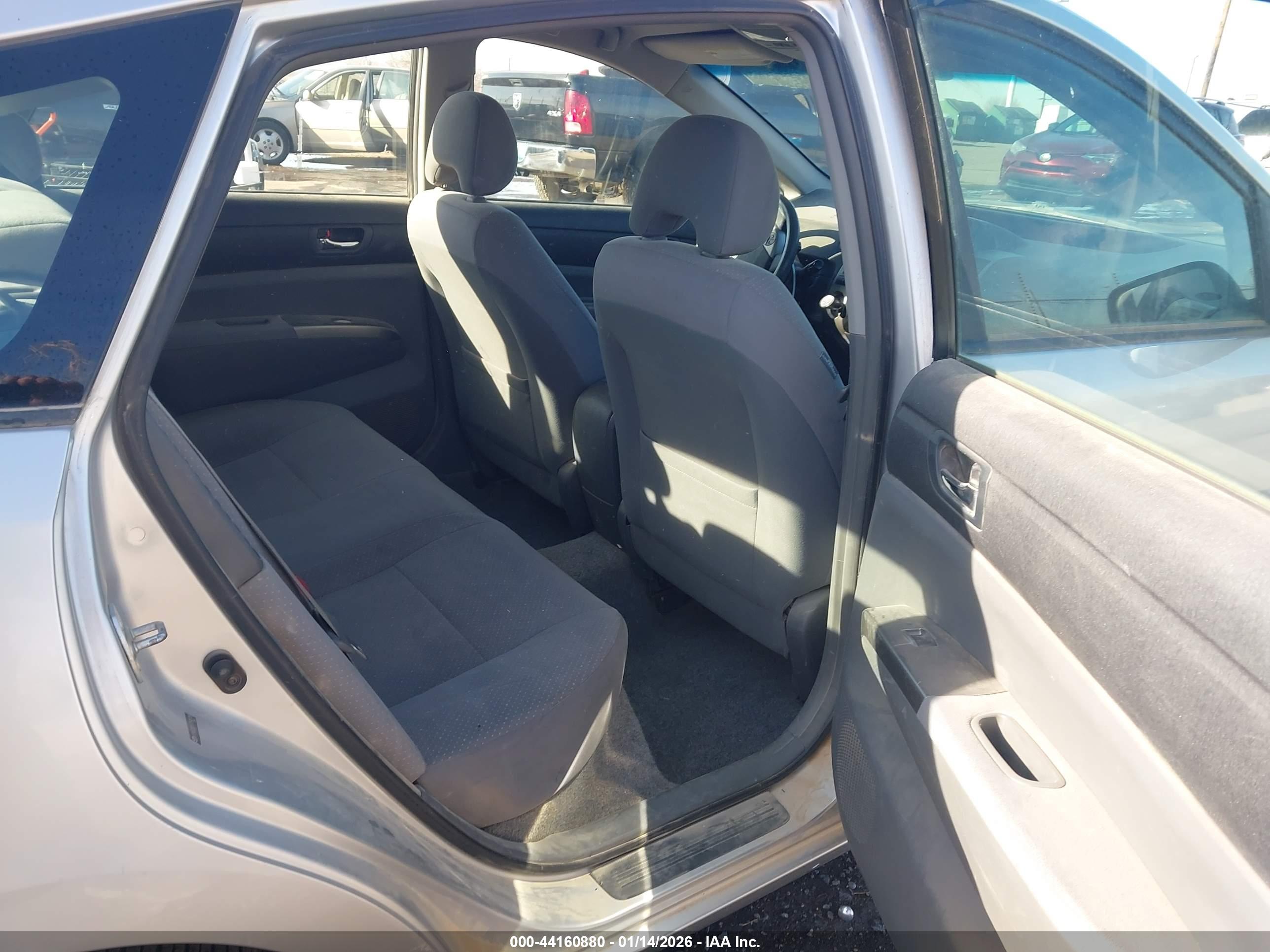 TOYOTA PRIUS image 8