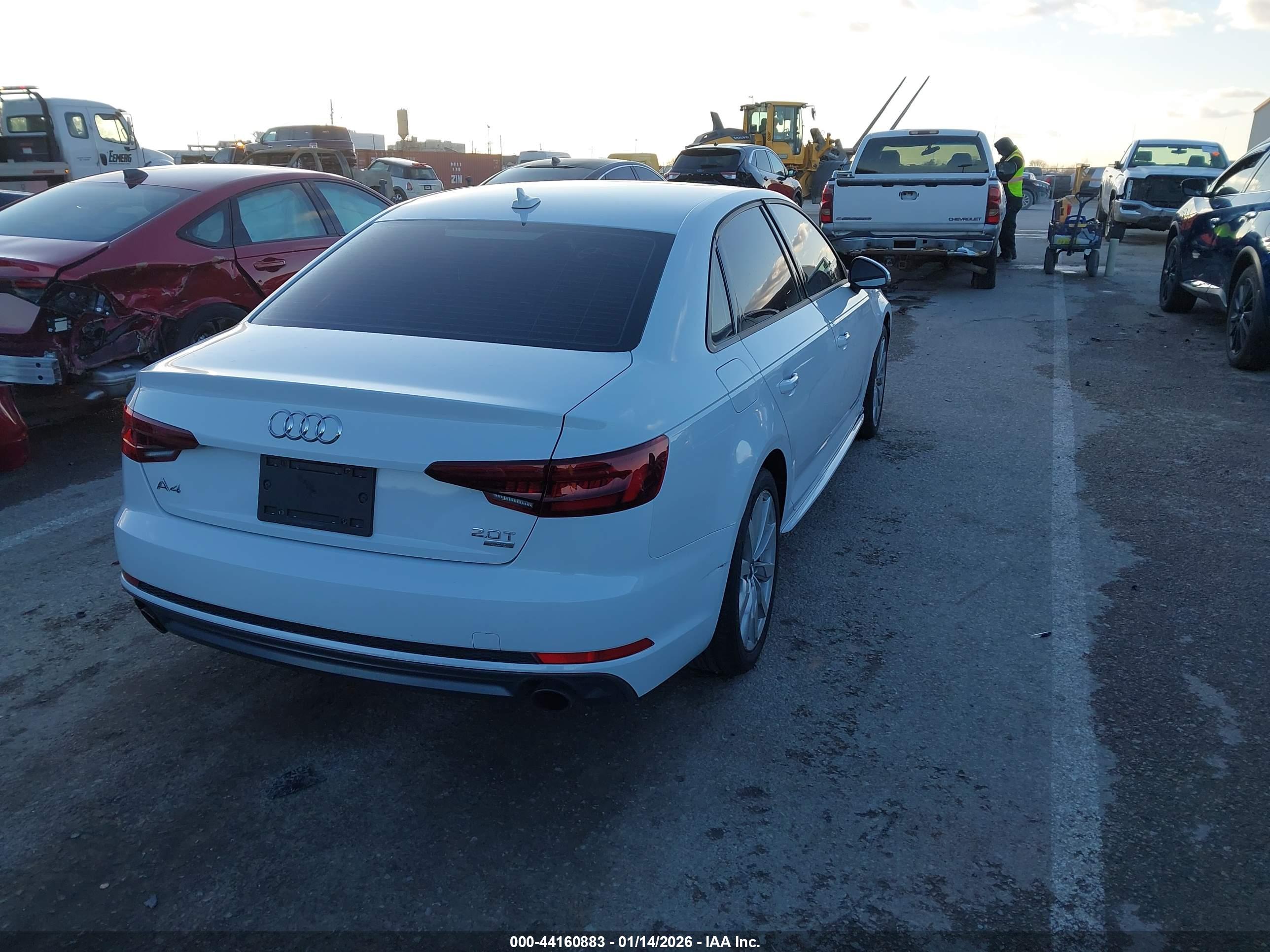 AUDI A4 image 4