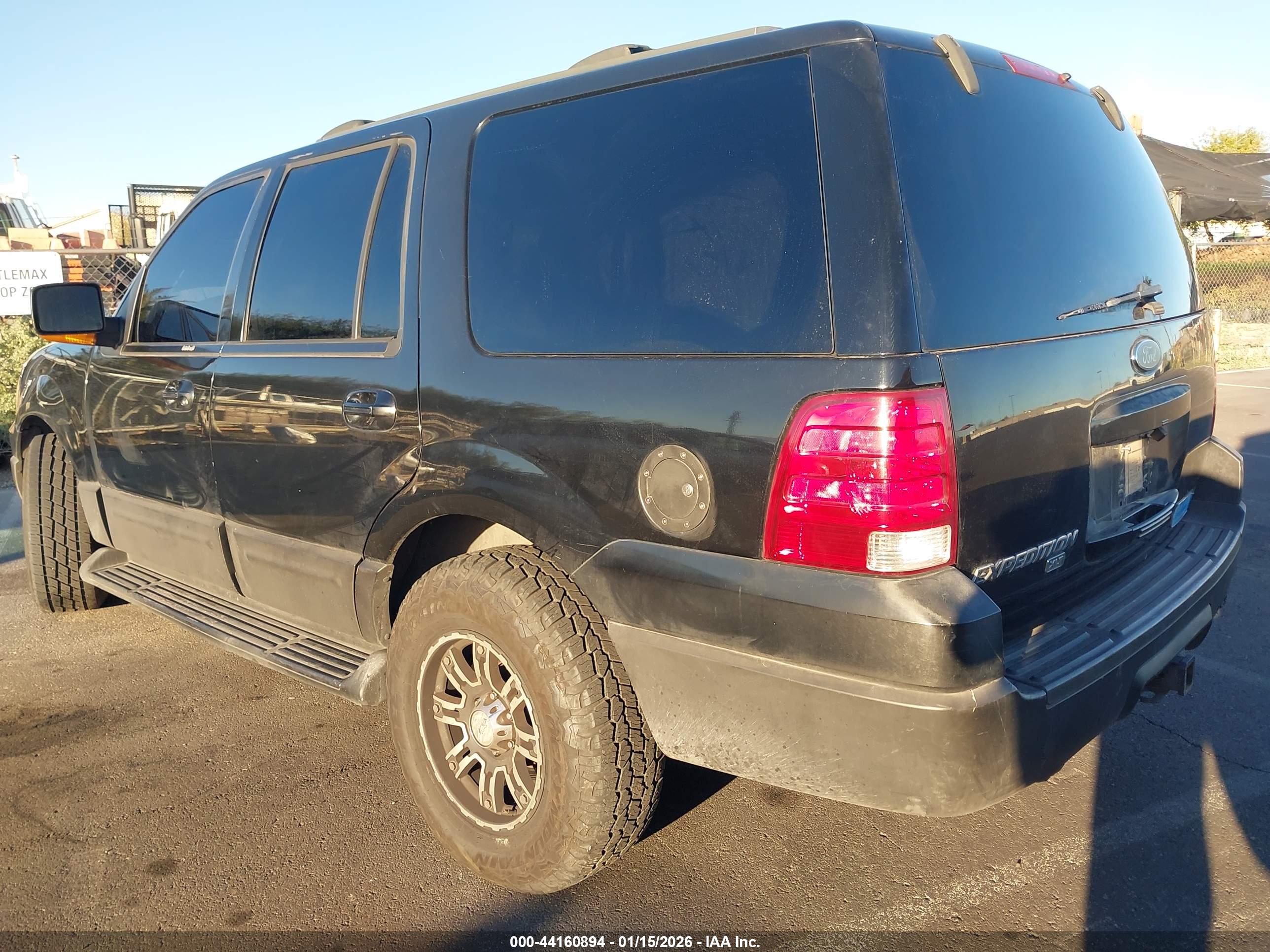 FORD EXPEDITION image 3