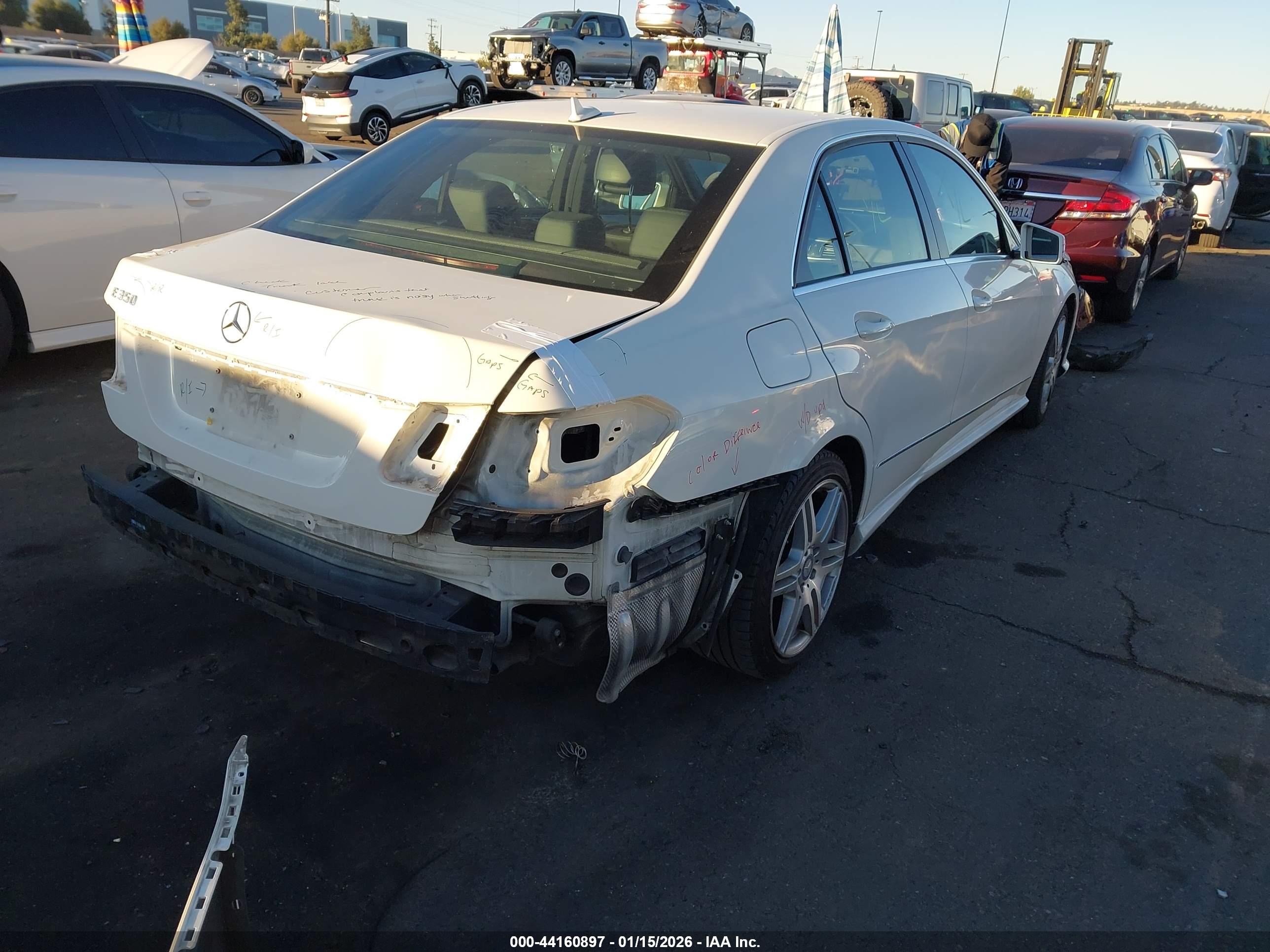 MERCEDES-BENZ E image 4