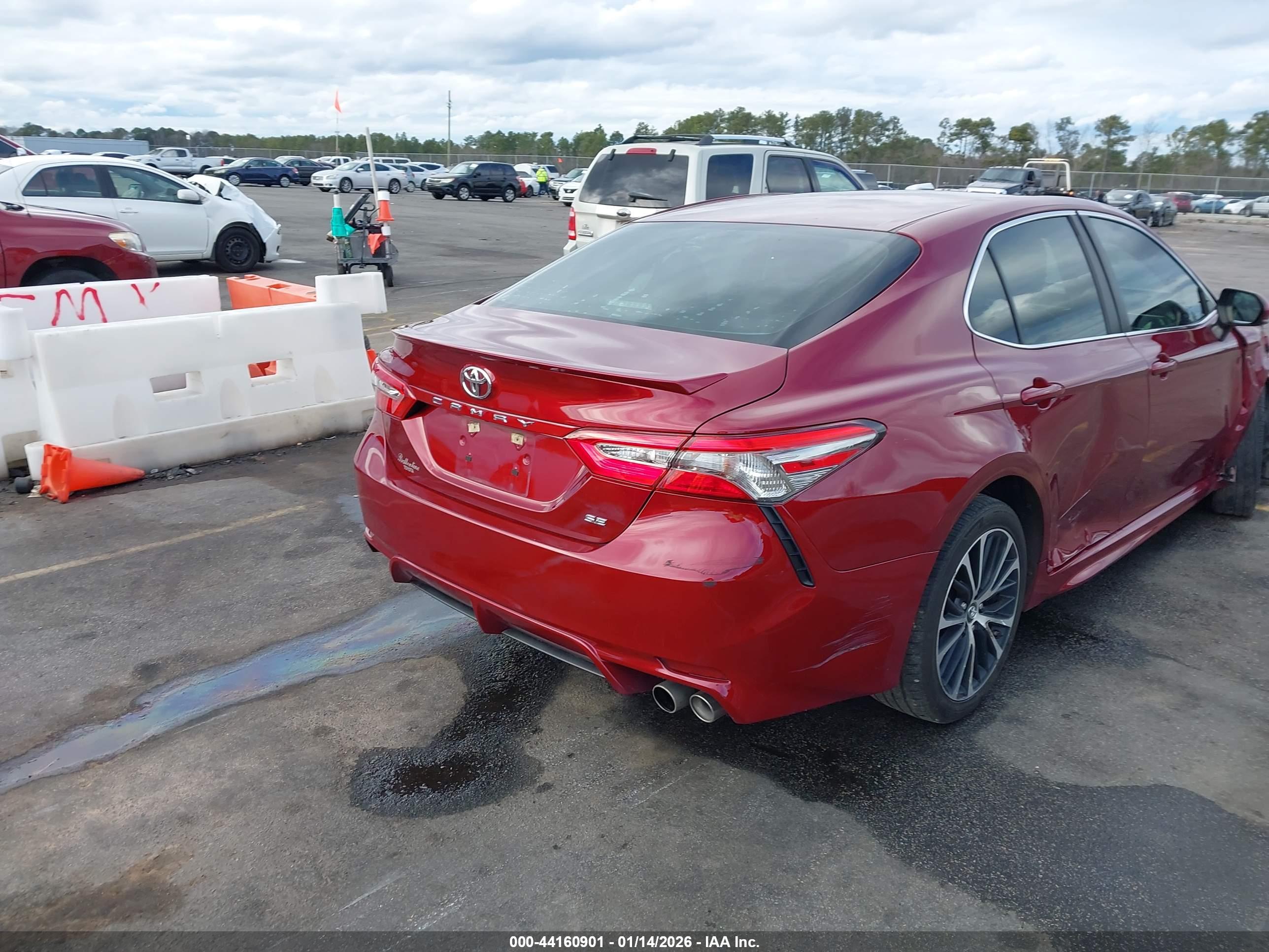 TOYOTA CAMRY image 4