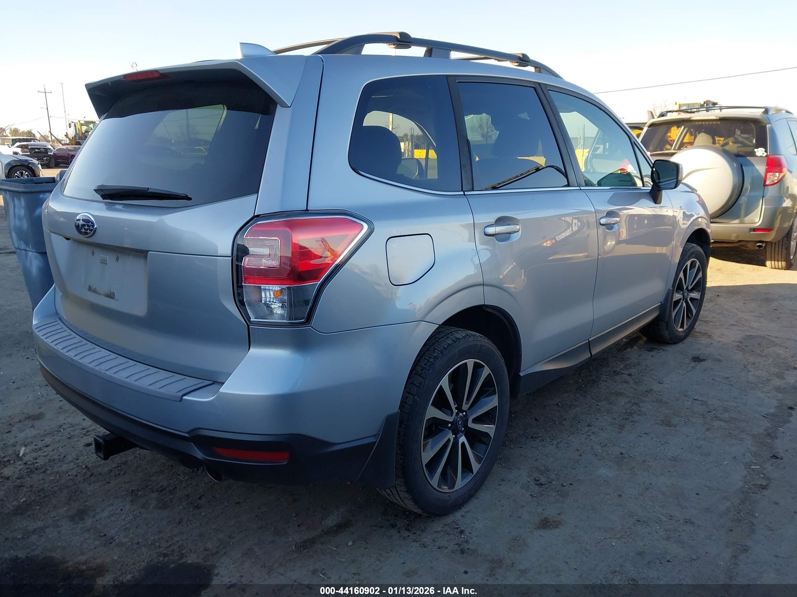 SUBARU FORESTER image 4