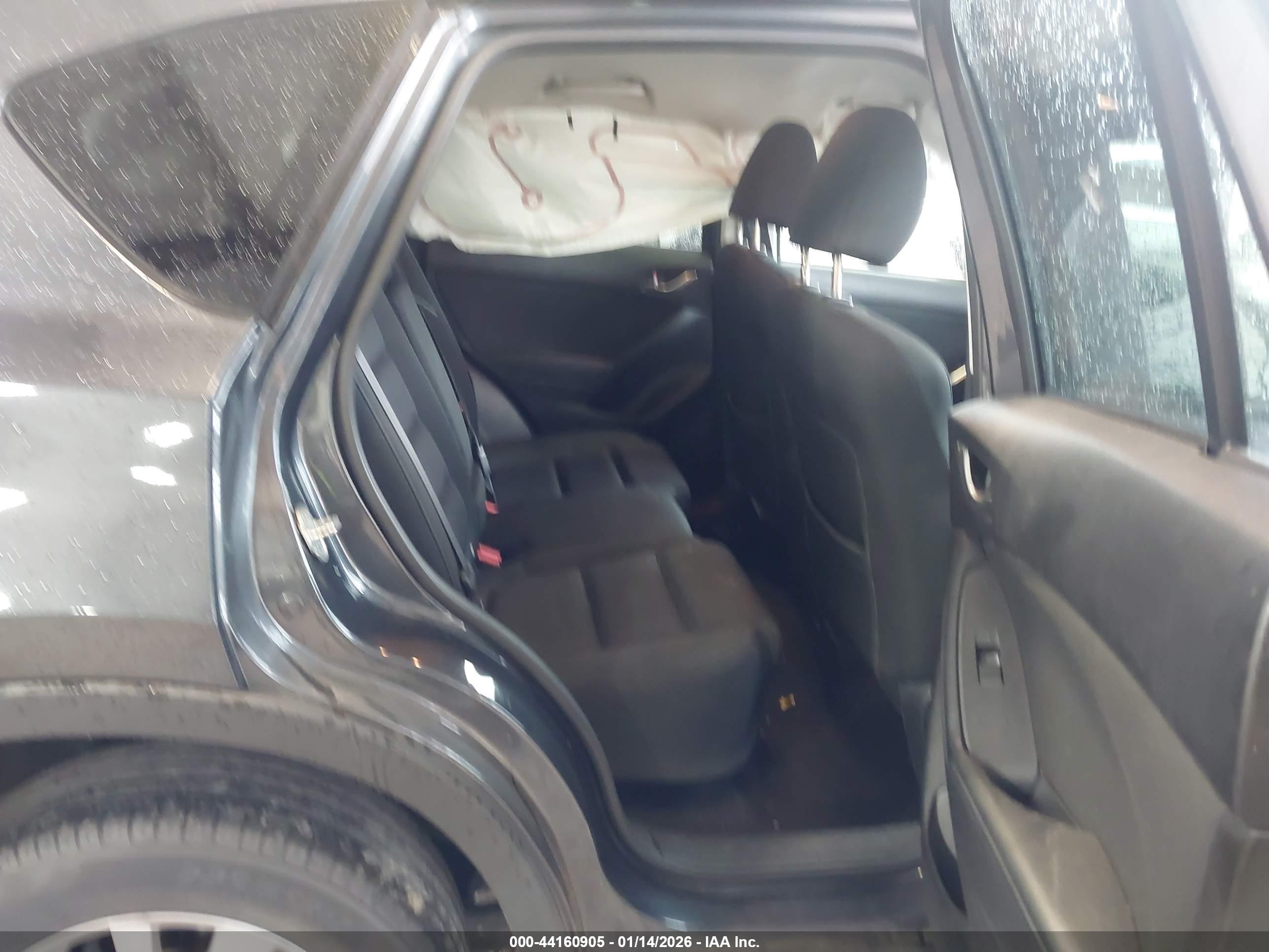 MAZDA CX-5 image 8