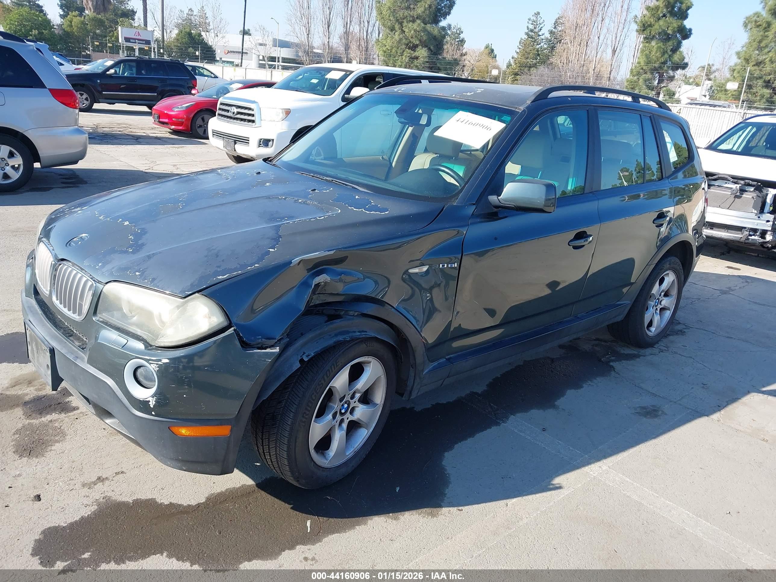 BMW X3 image 2