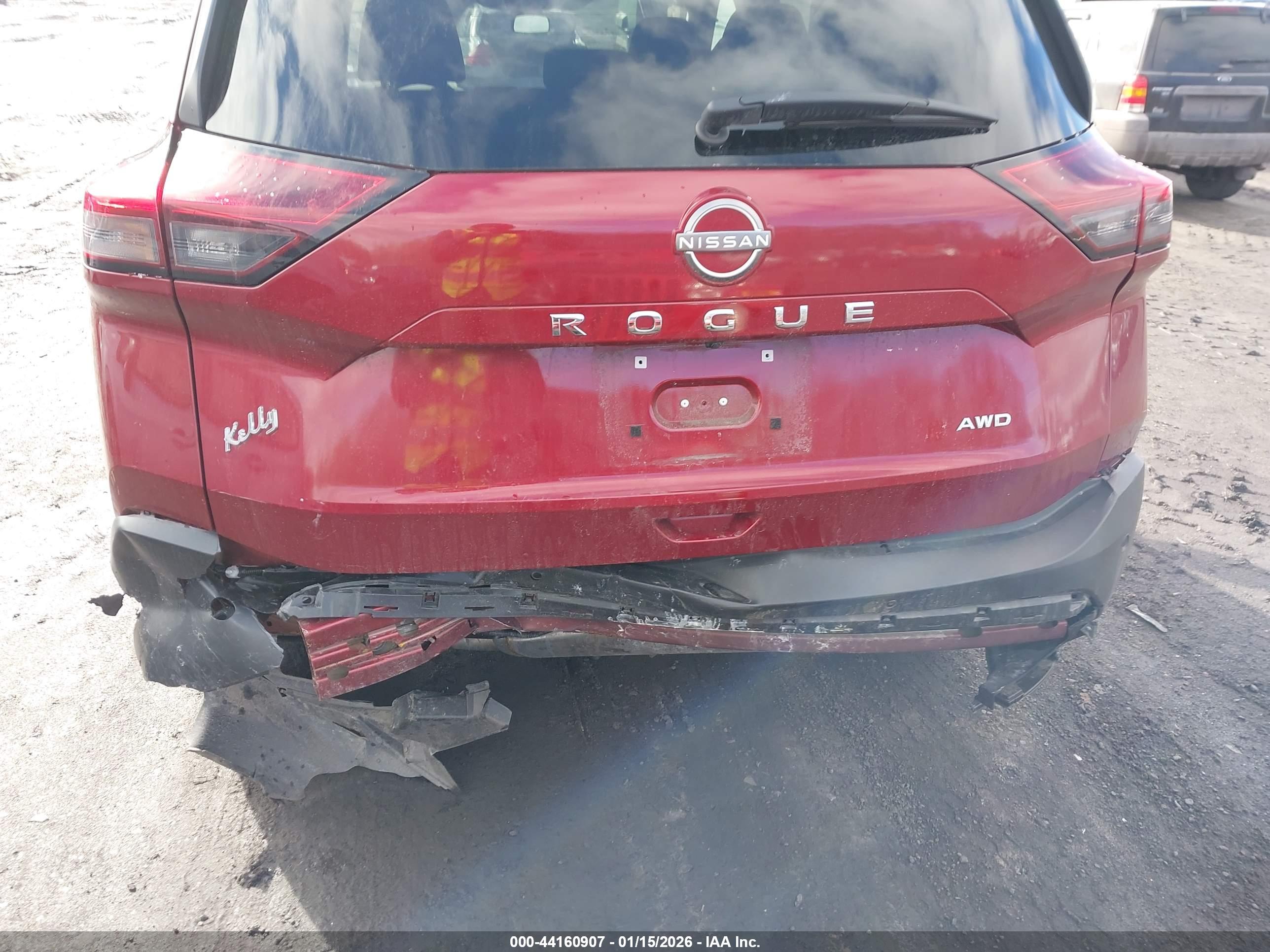 NISSAN ROGUE image 6