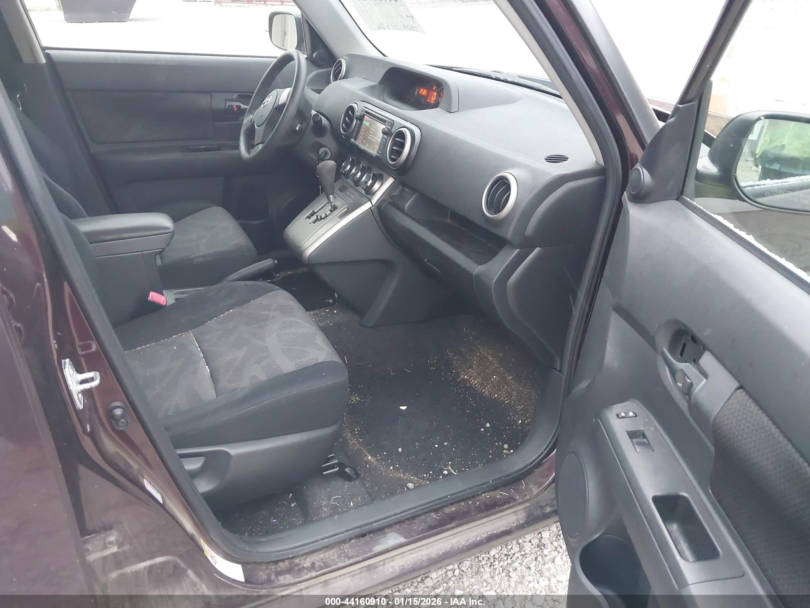 SCION XB image 5