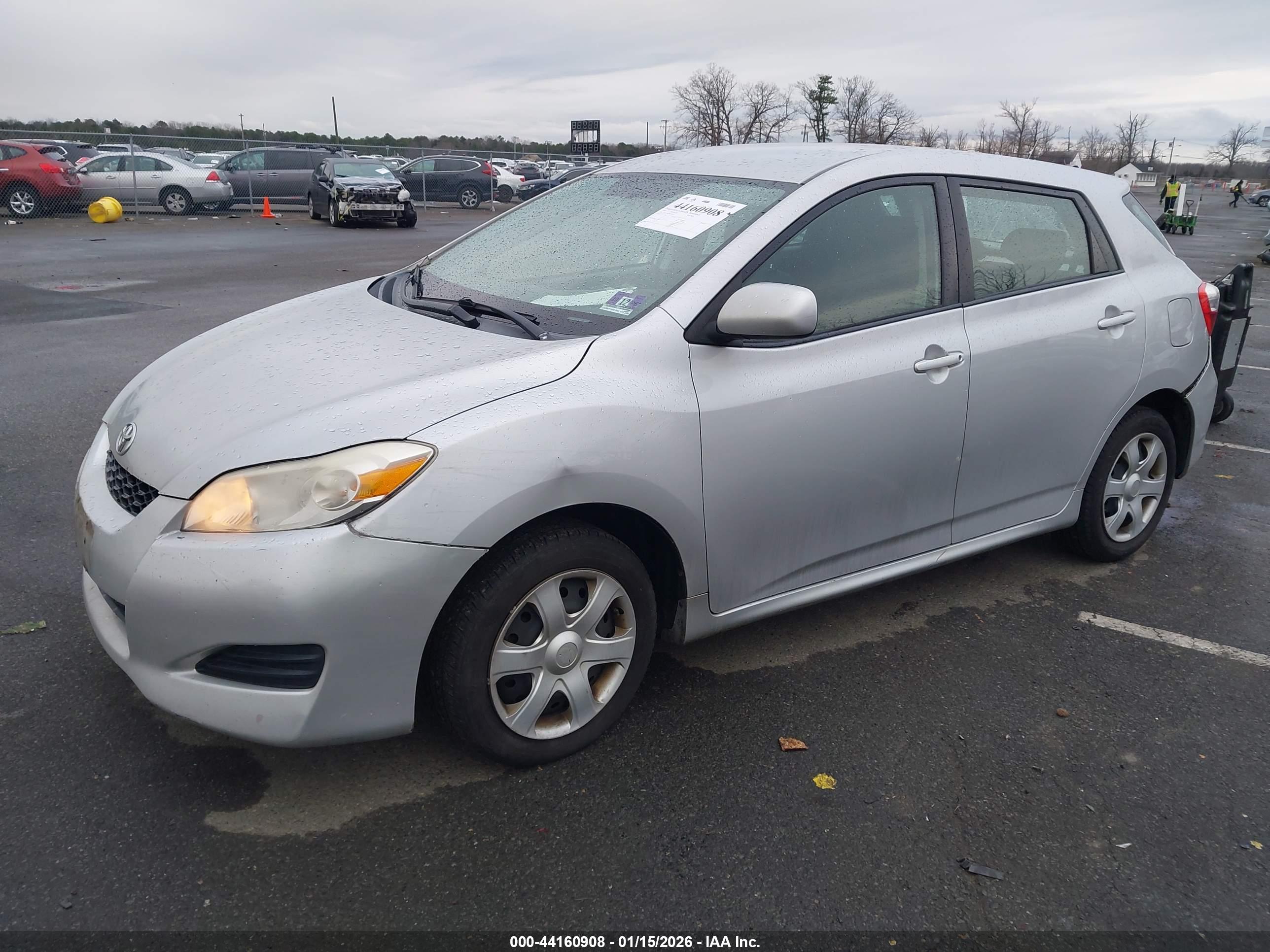 TOYOTA MATRIX image 2