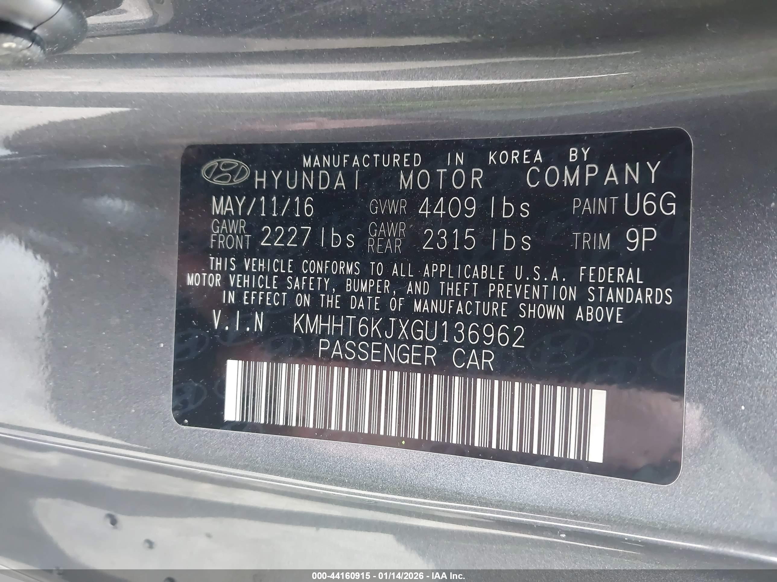 HYUNDAI GENESIS image 9