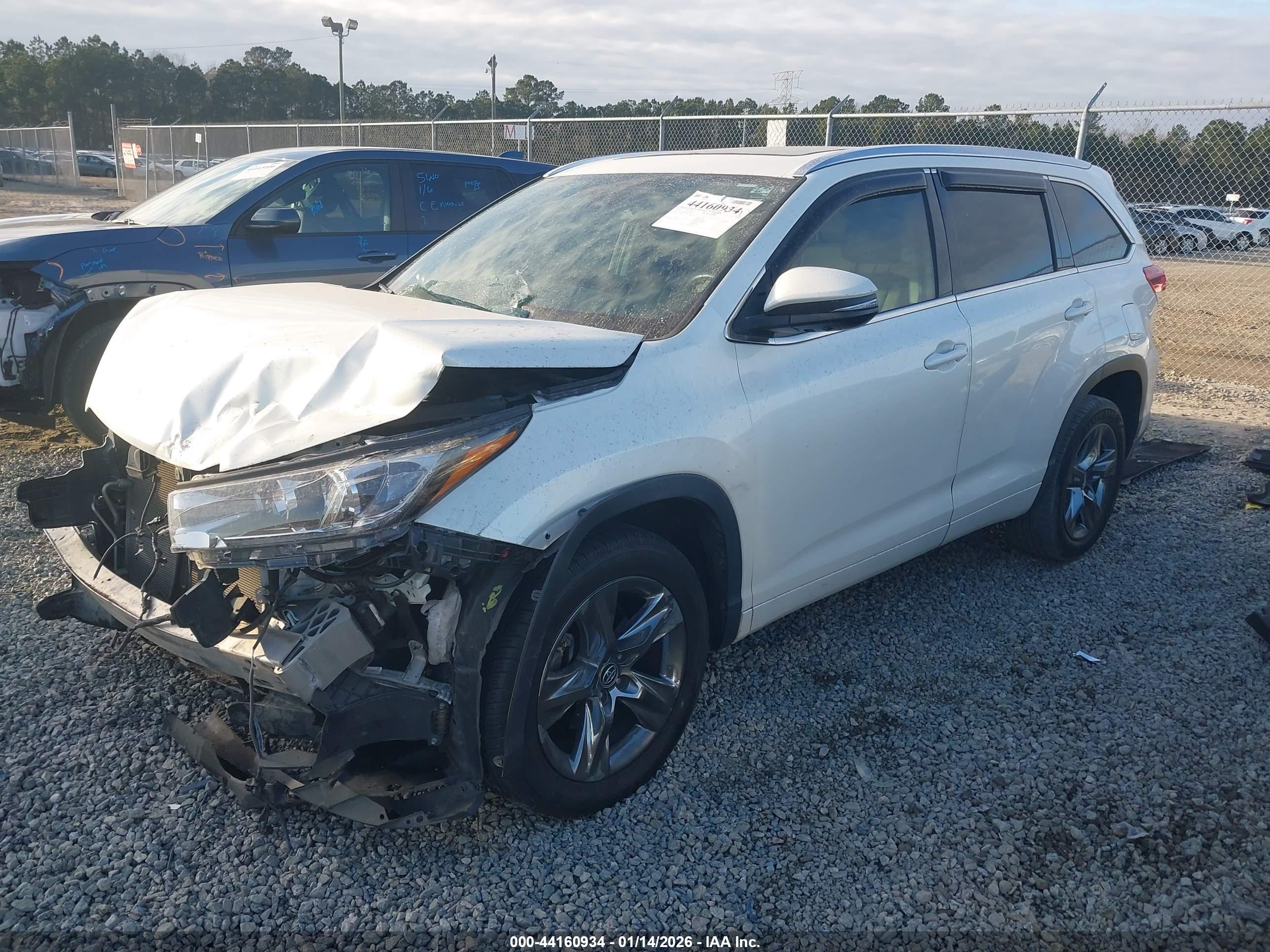 TOYOTA HIGHLANDER image 2