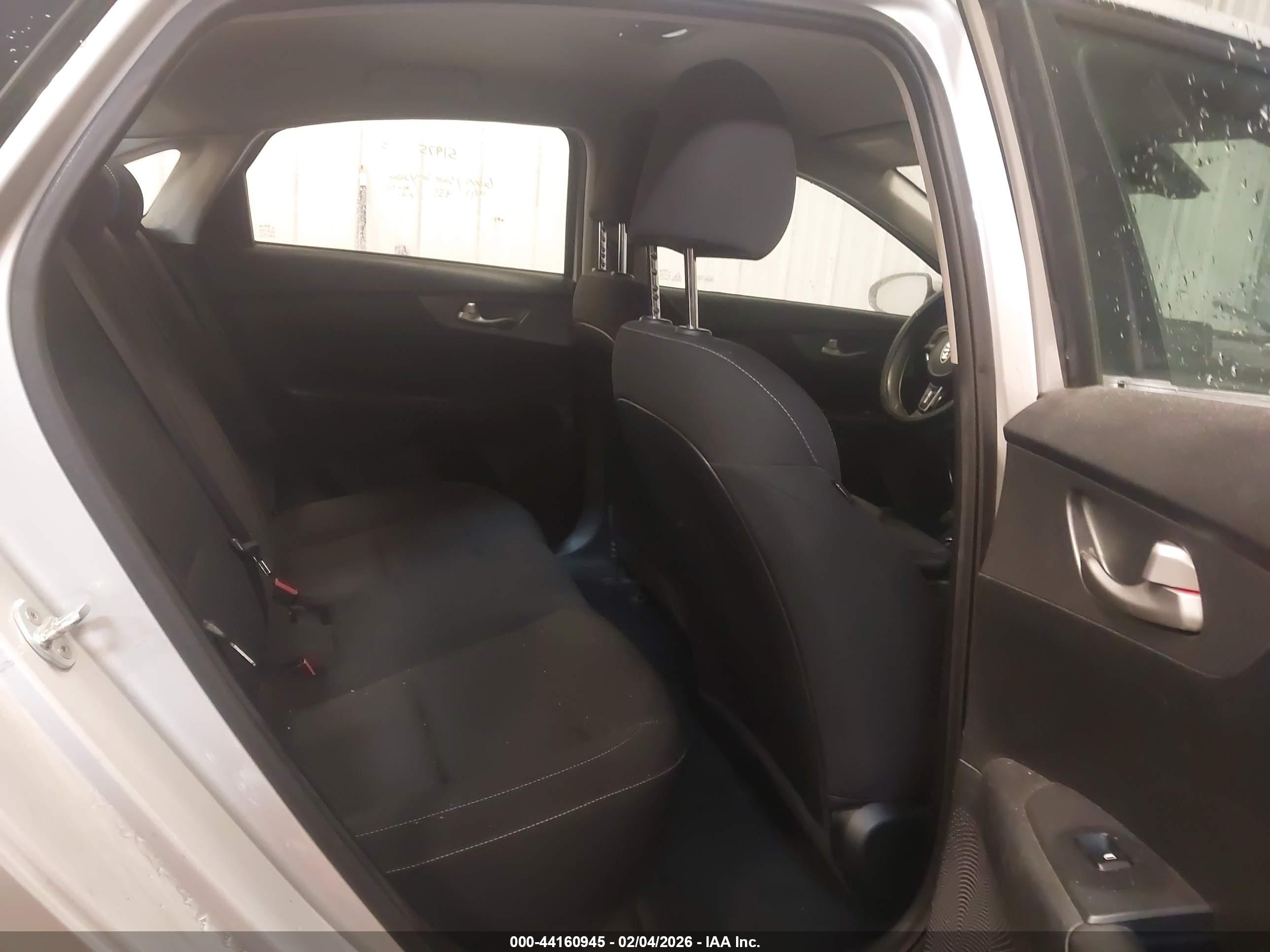 KIA FORTE image 8