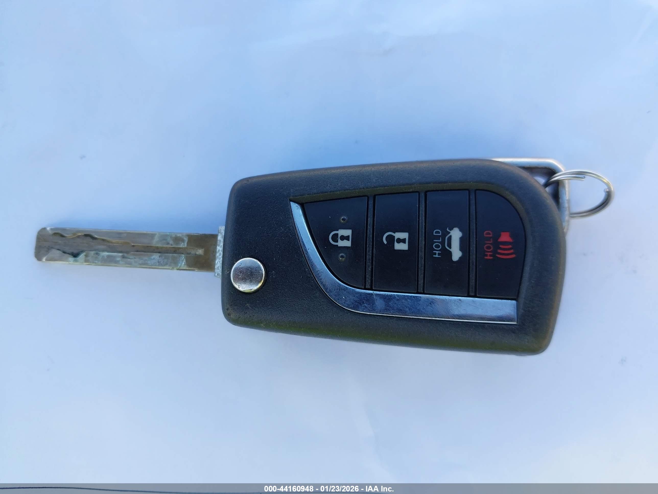 TOYOTA CAMRY image 11