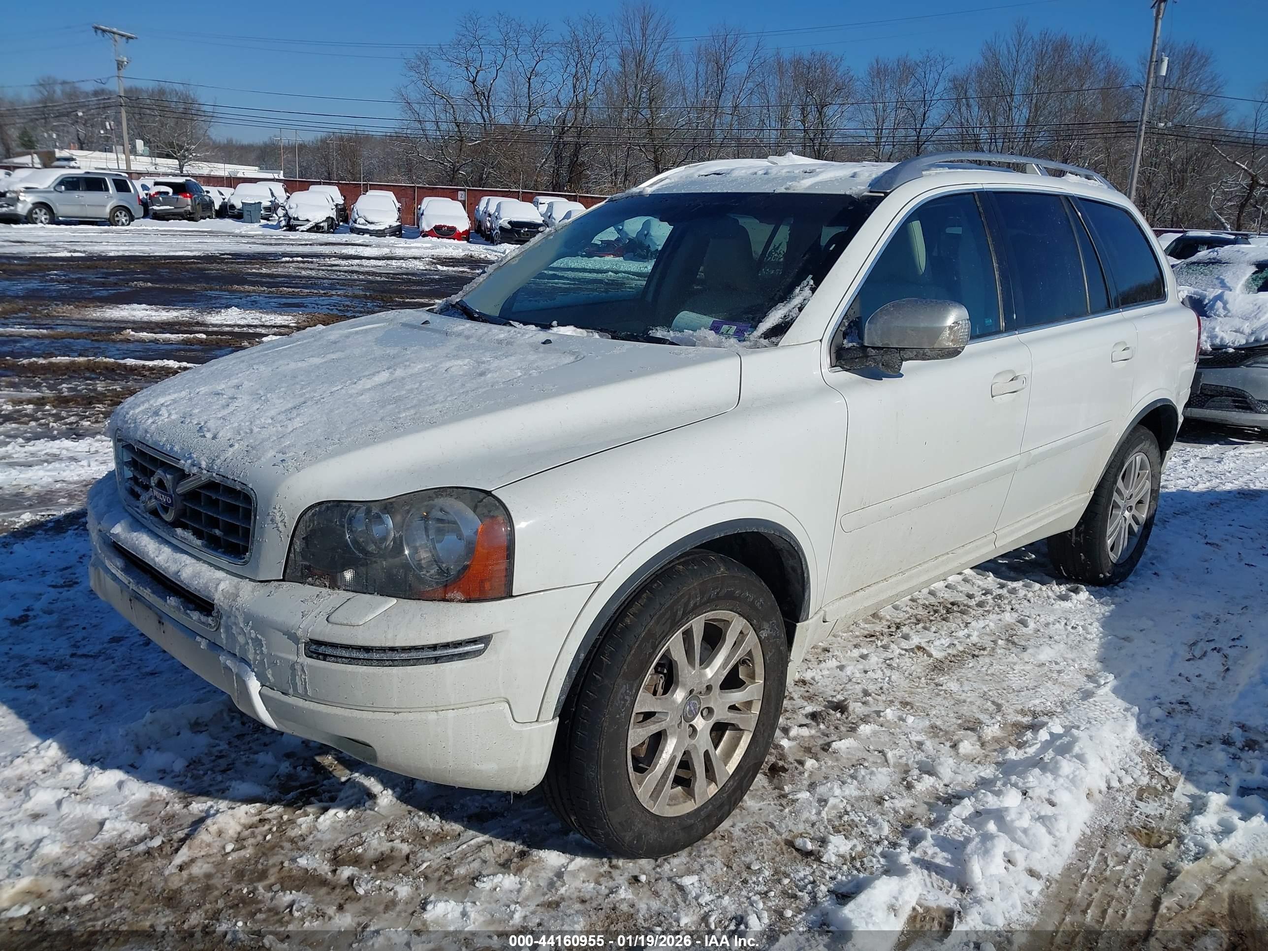 VOLVO XC90 image 2