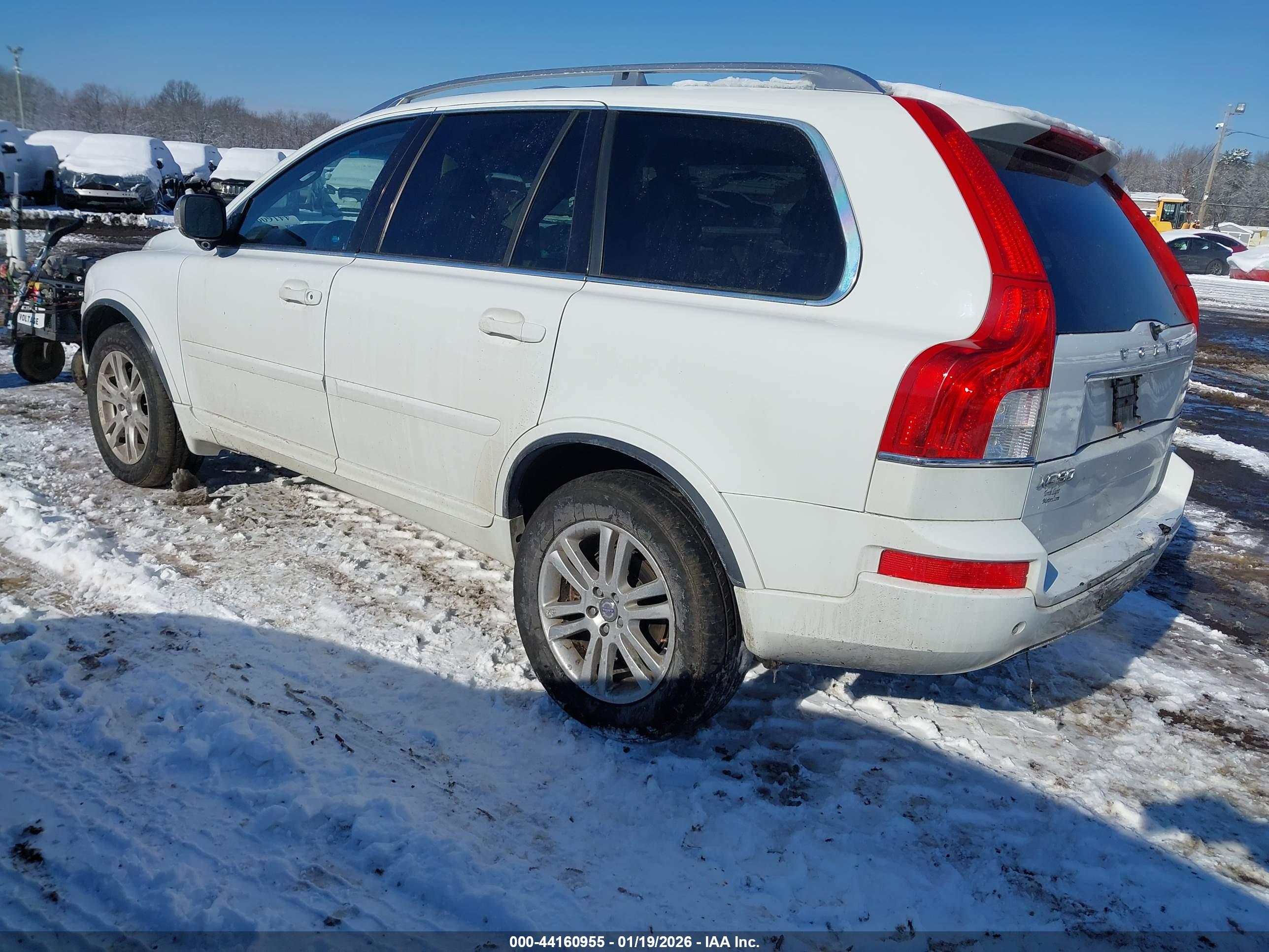 VOLVO XC90 image 3