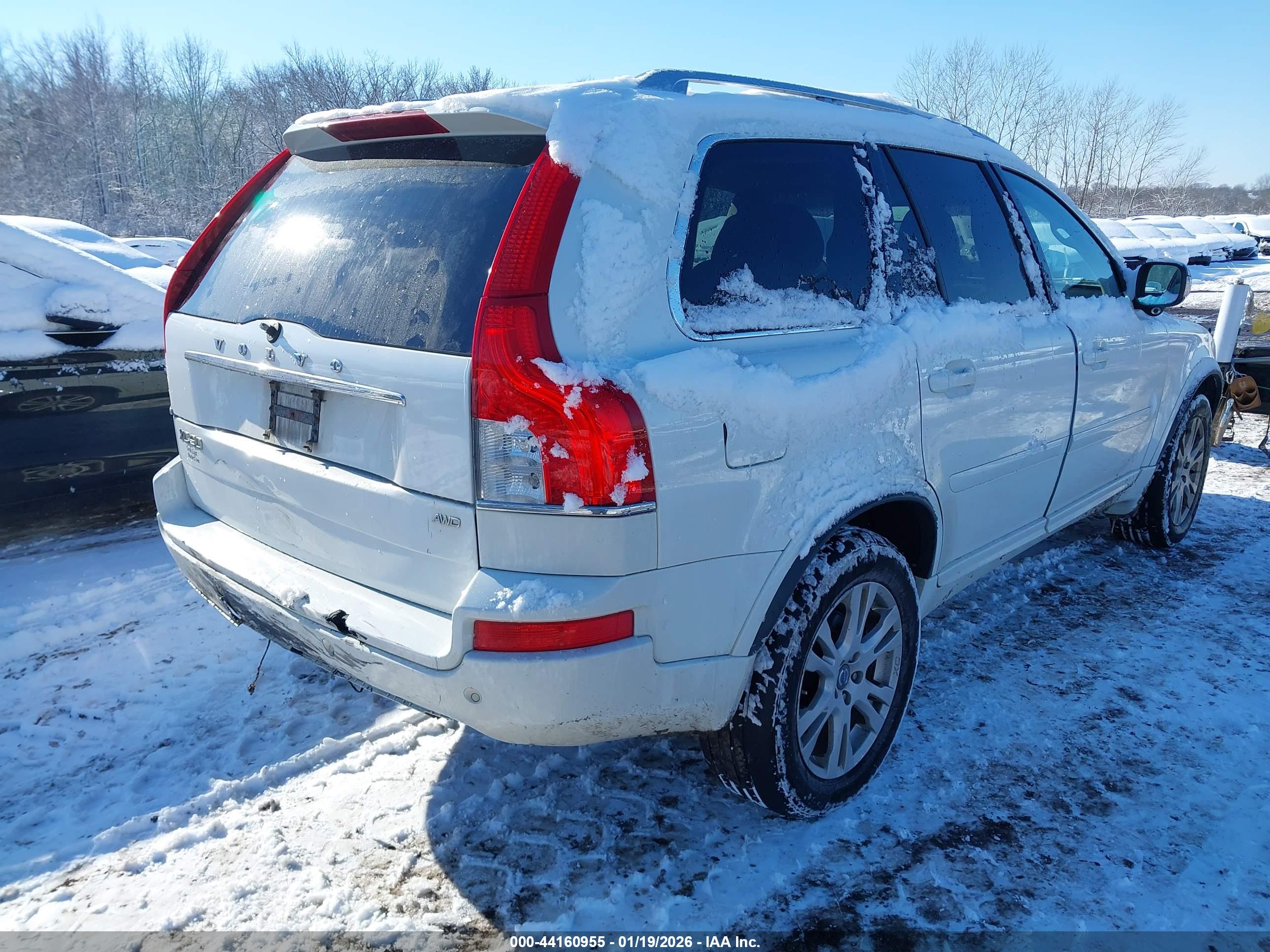 VOLVO XC90 image 6