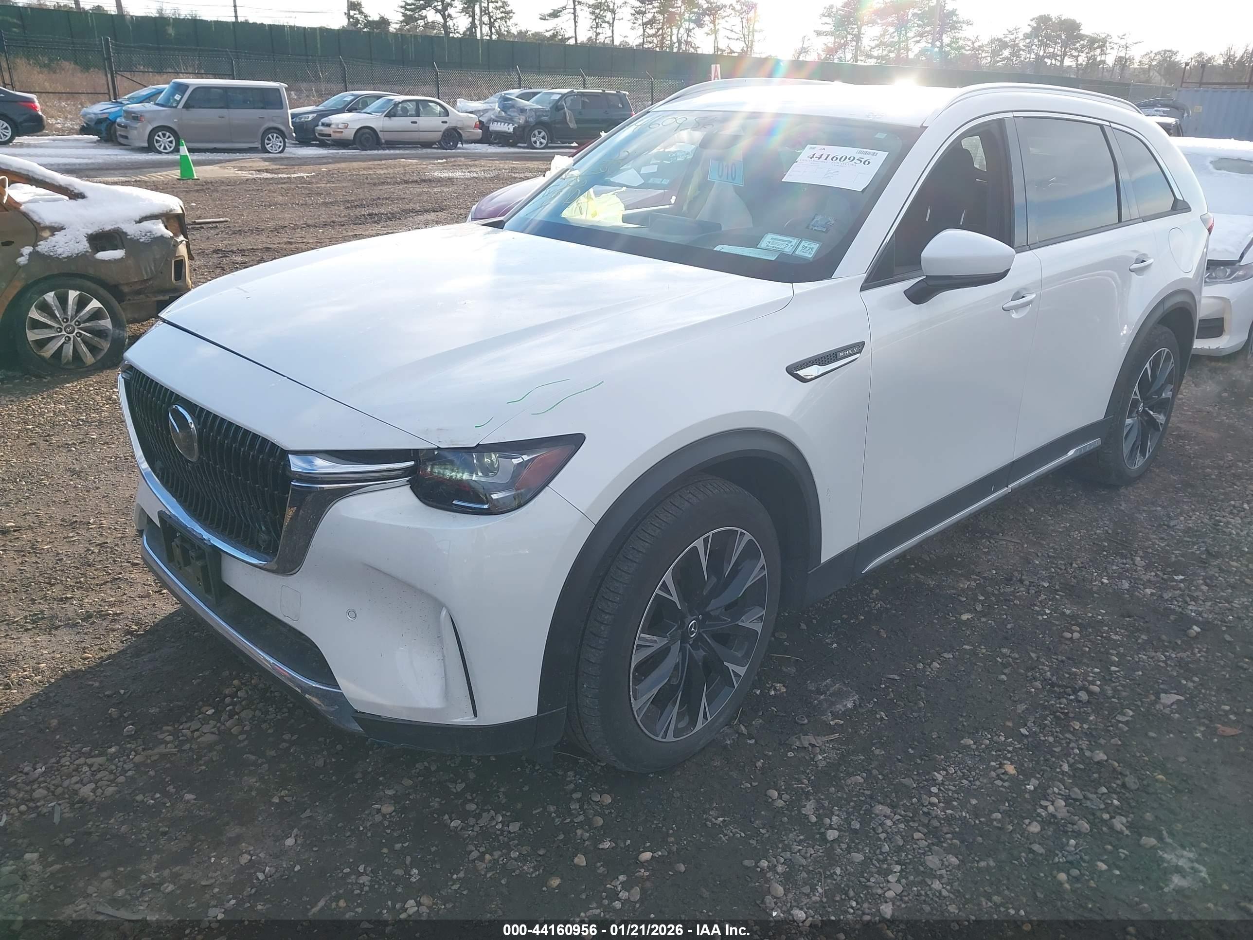MAZDA CX-90 image 2