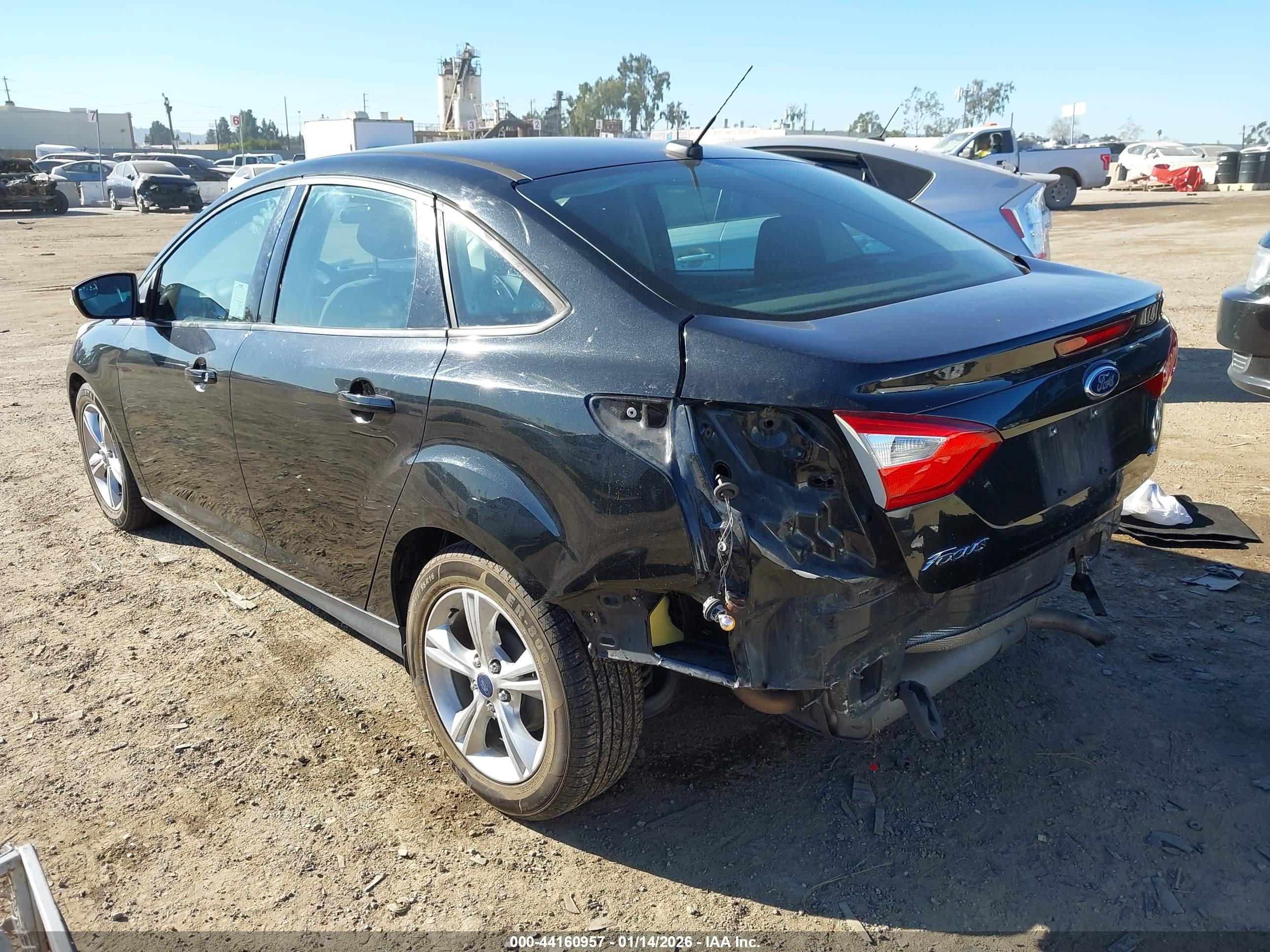 FORD FOCUS image 3