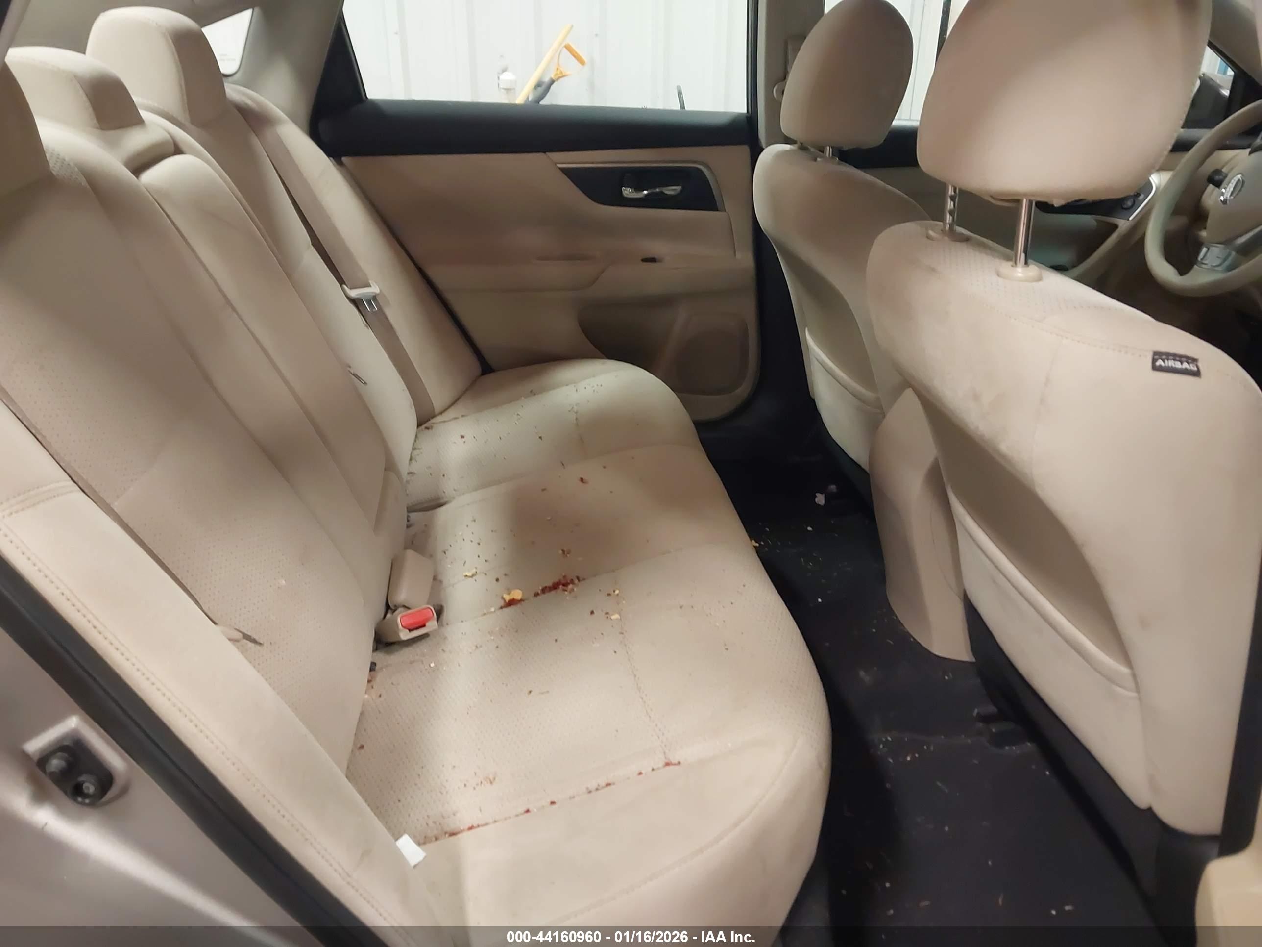 NISSAN ALTIMA image 8