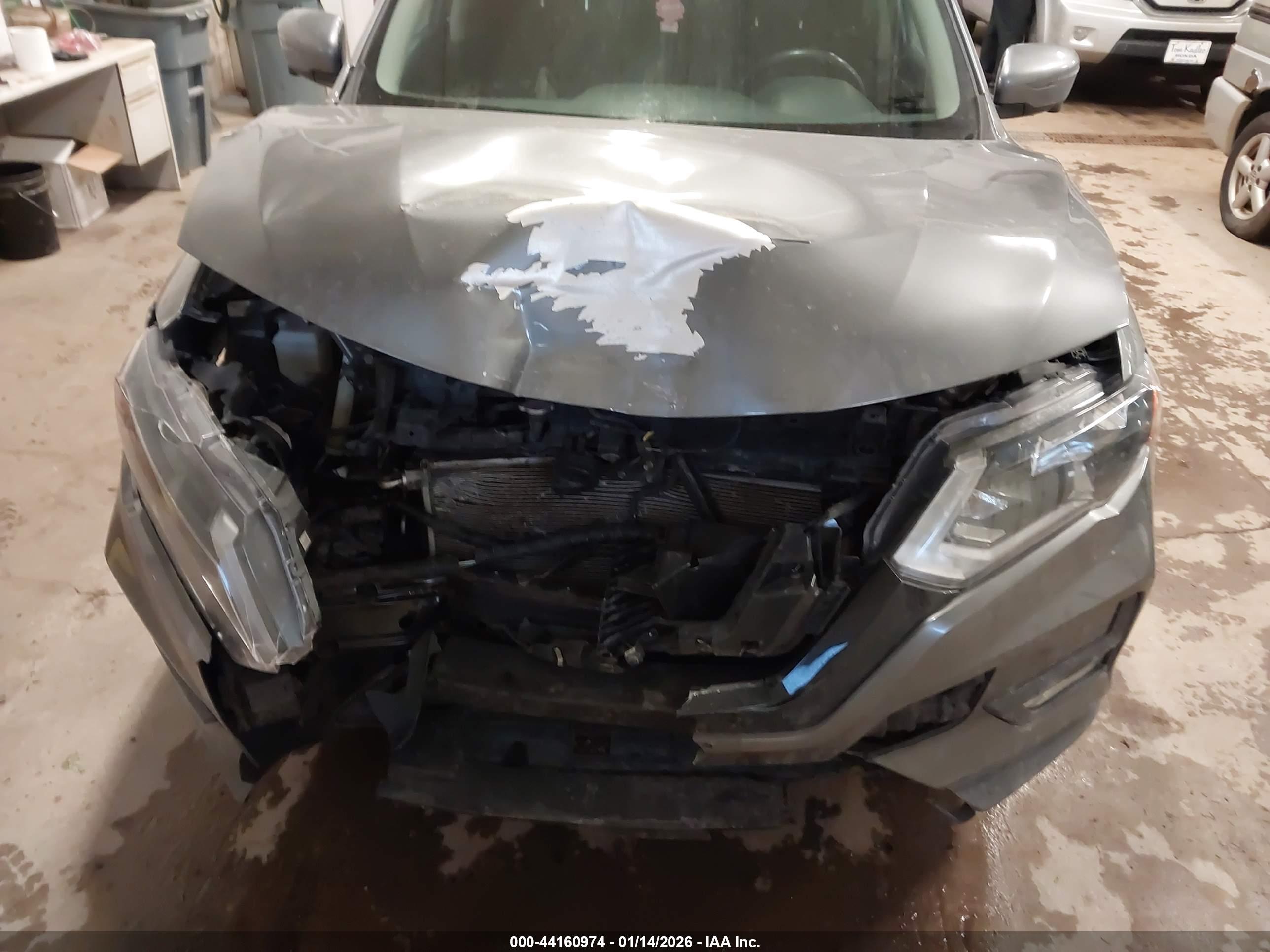 NISSAN ROGUE image 6