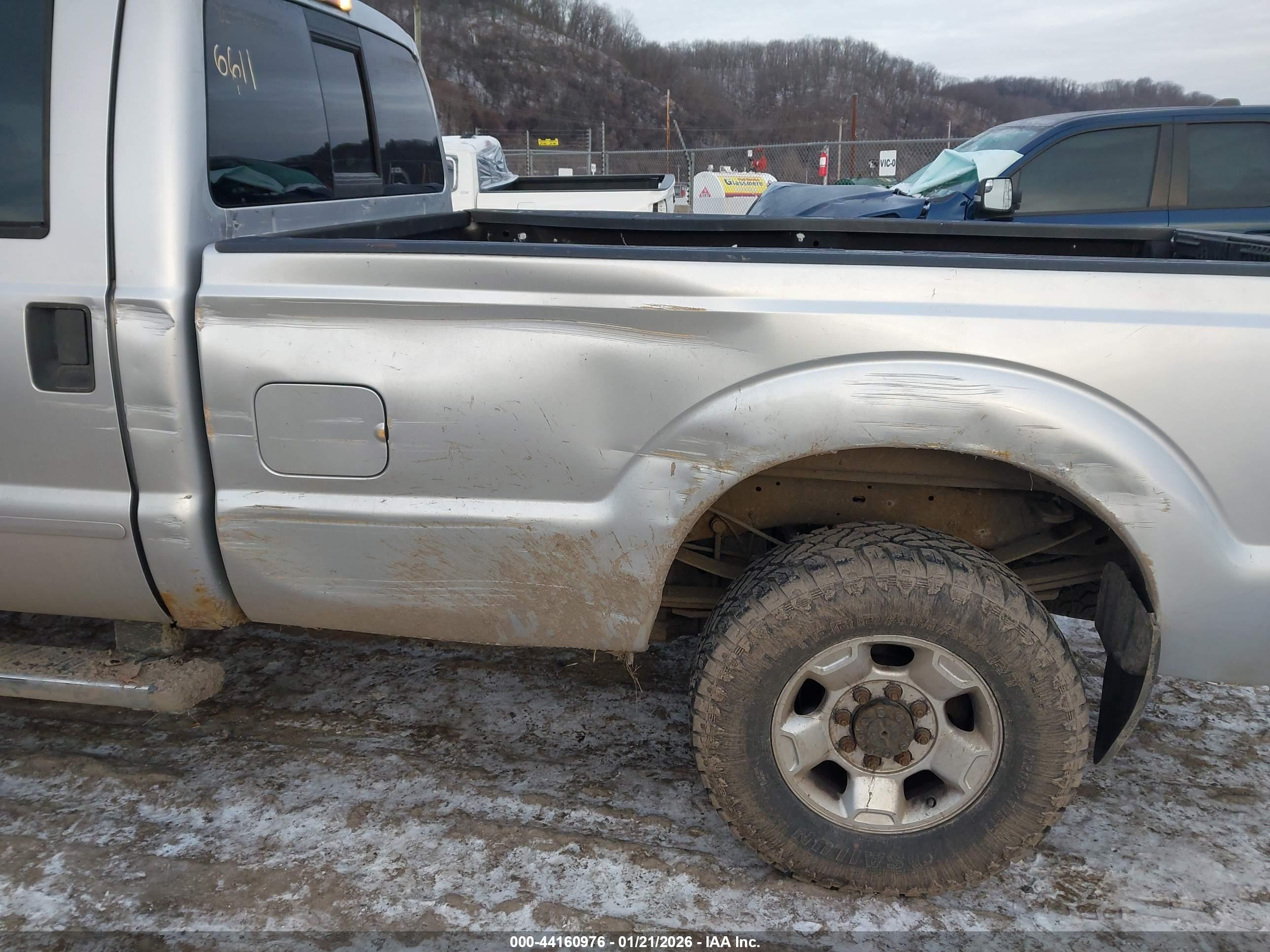 FORD F-250 image 6