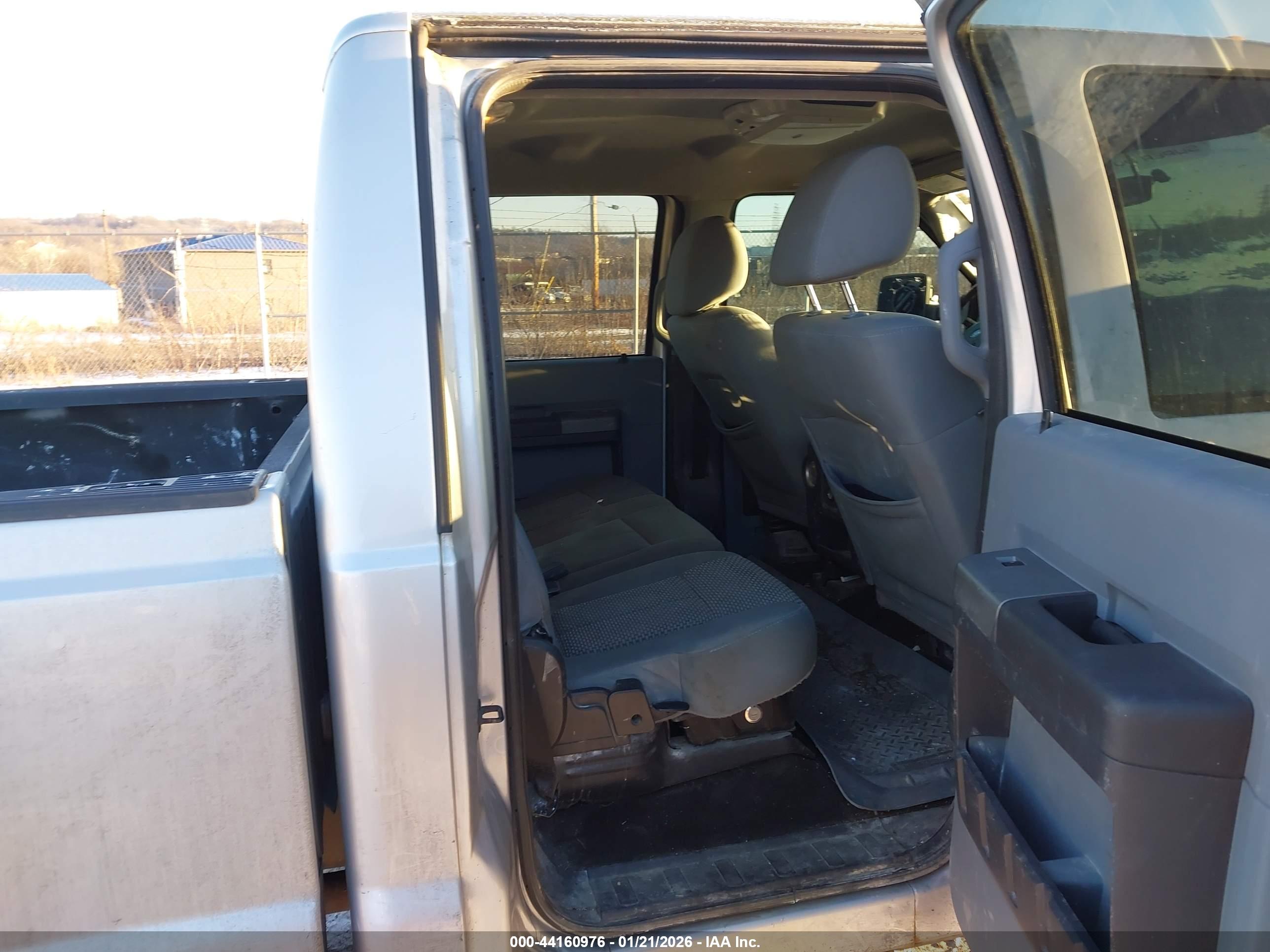 FORD F-250 image 8
