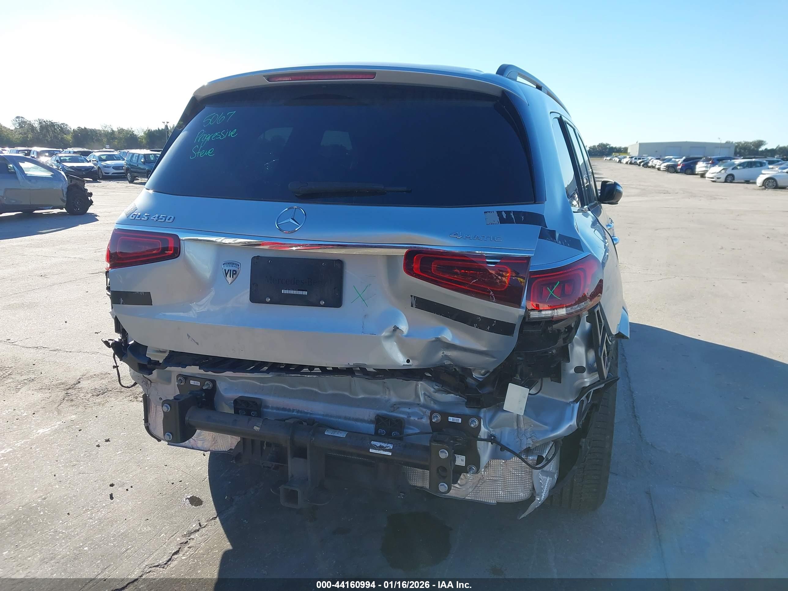 MERCEDES-BENZ GLS image 6