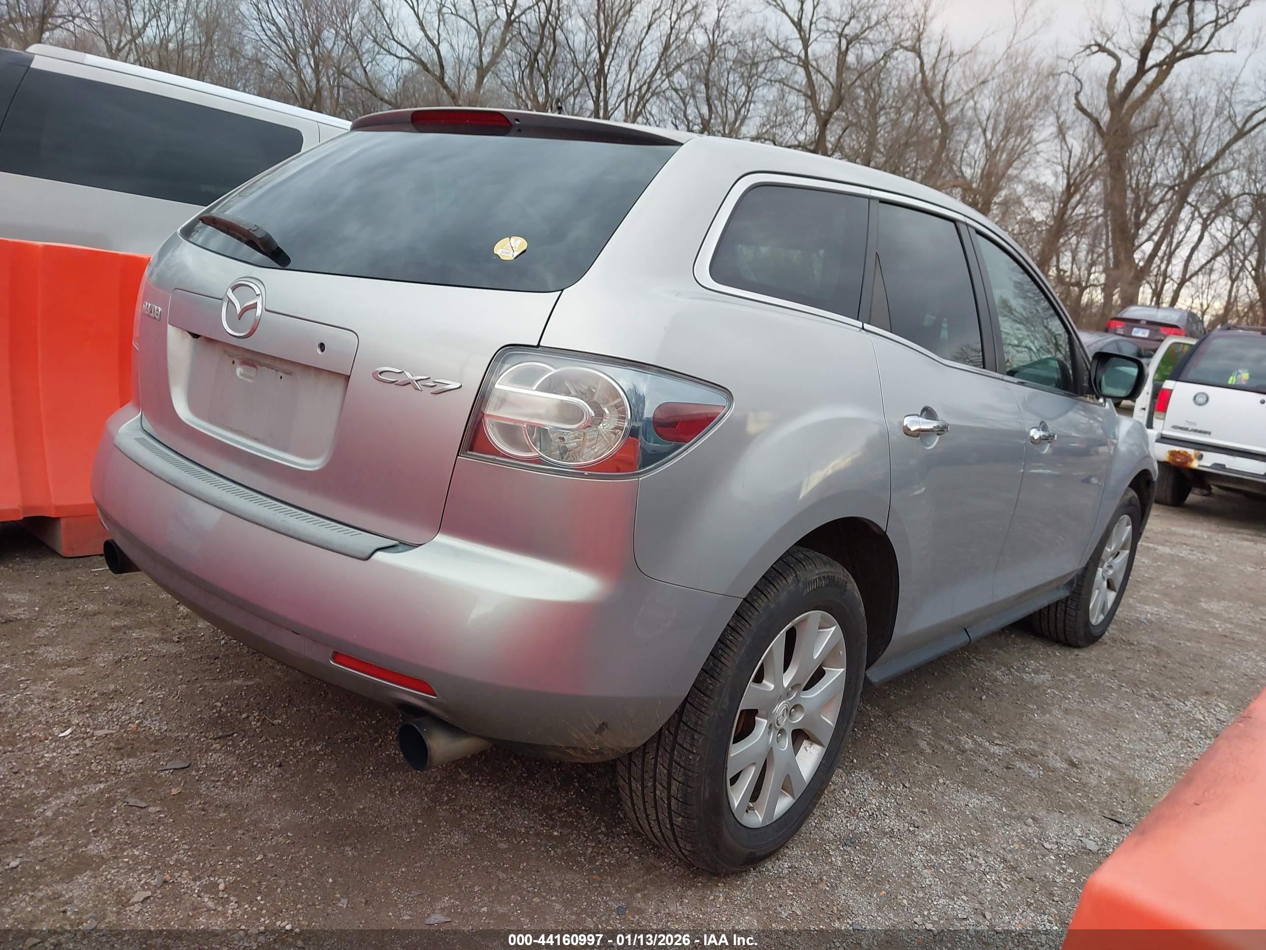 MAZDA CX-7 image 4