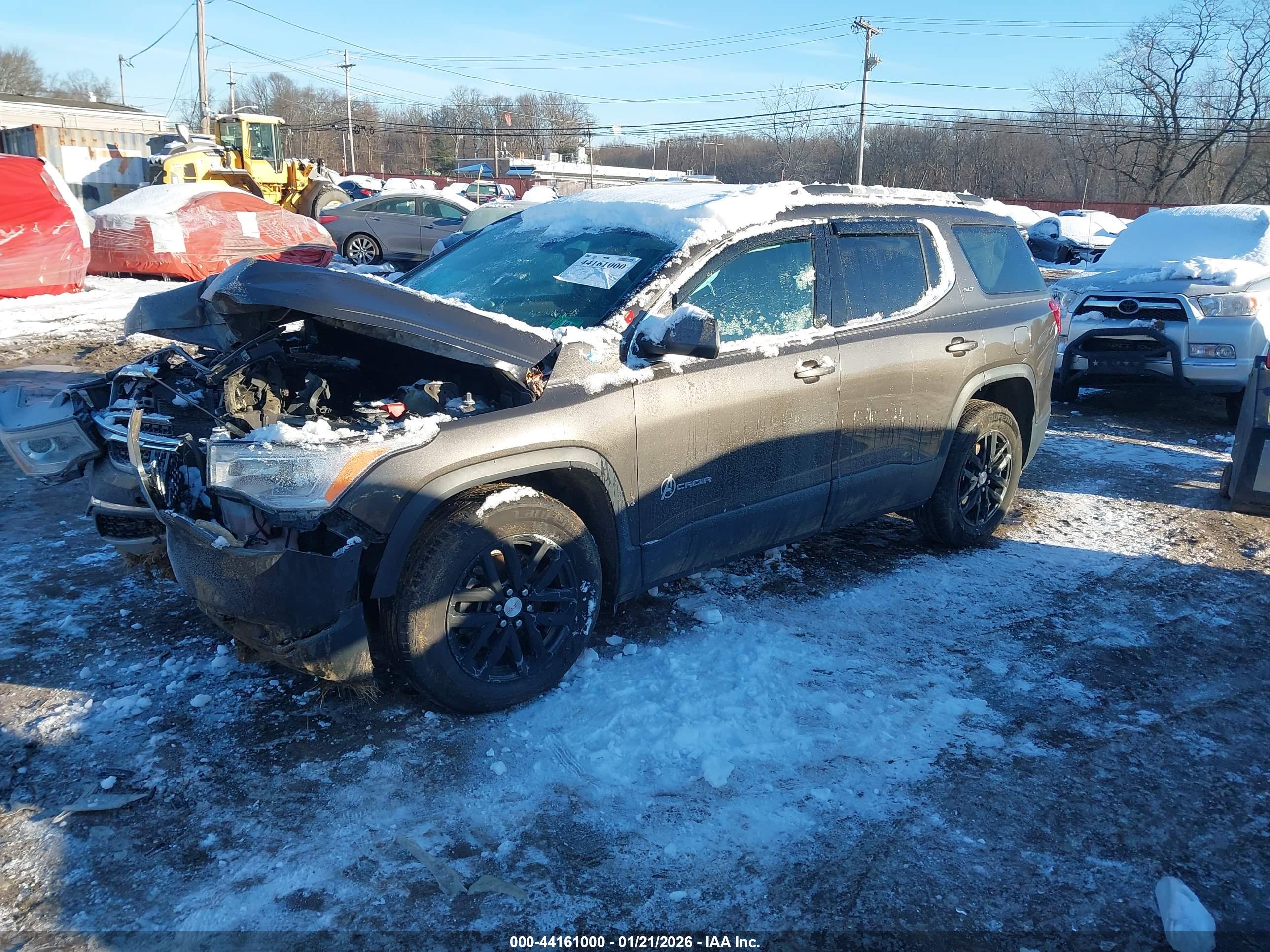 GMC ACADIA image 2