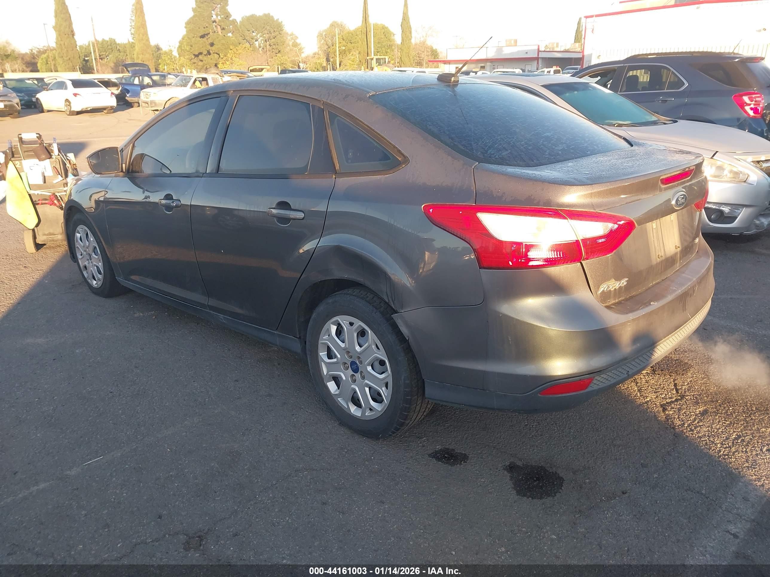 FORD FOCUS image 3