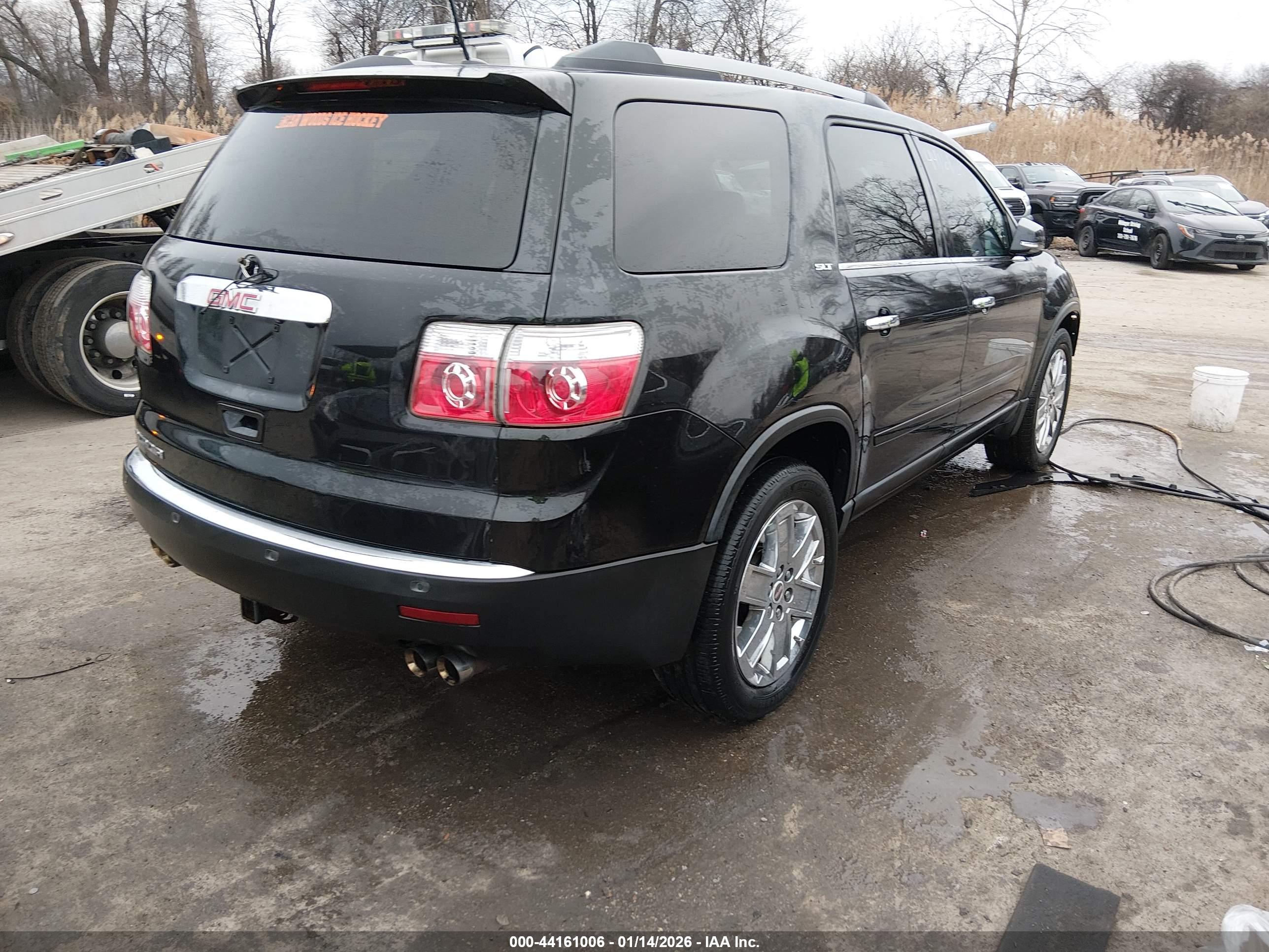 GMC ACADIA image 4