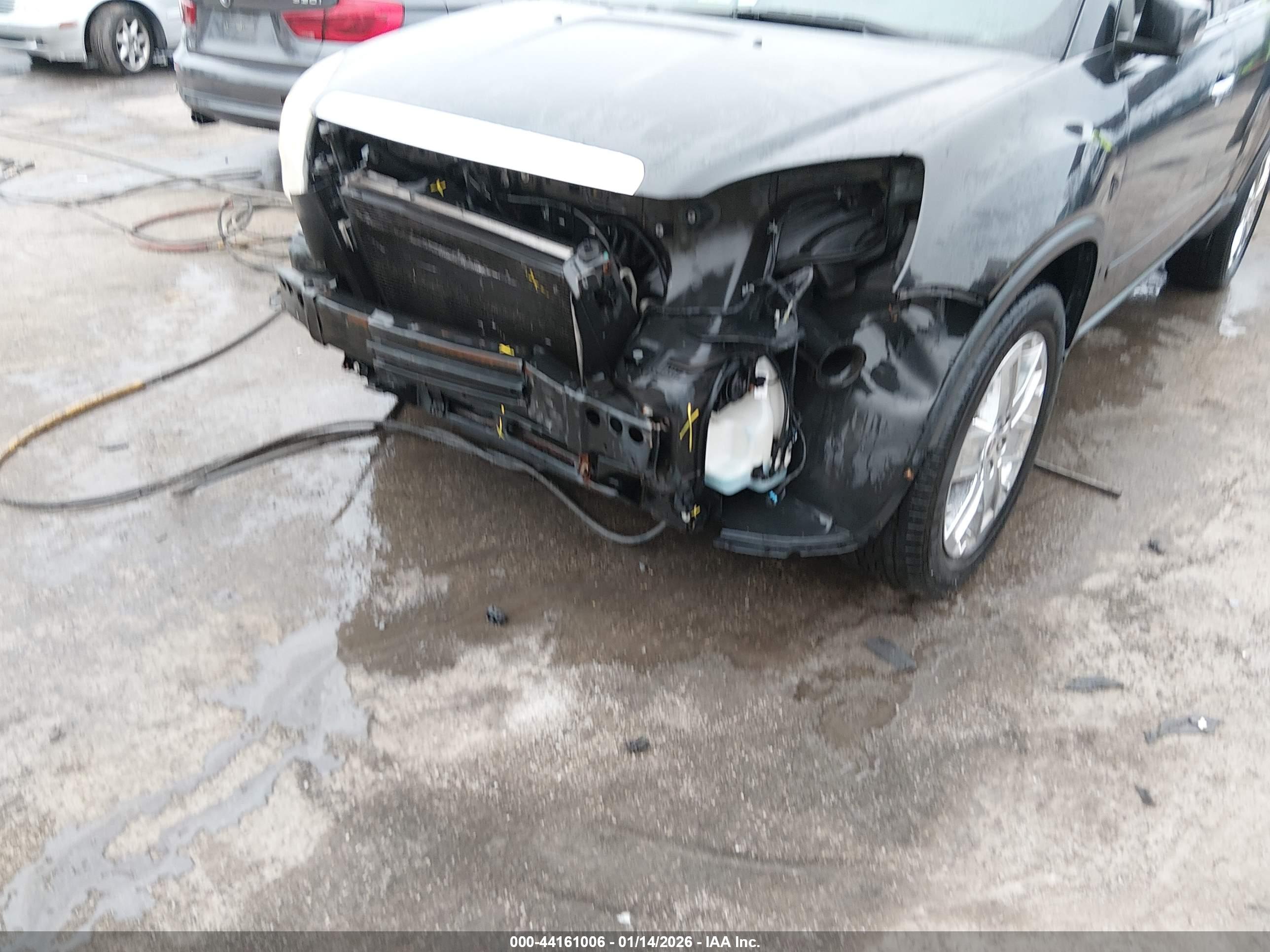 GMC ACADIA image 6