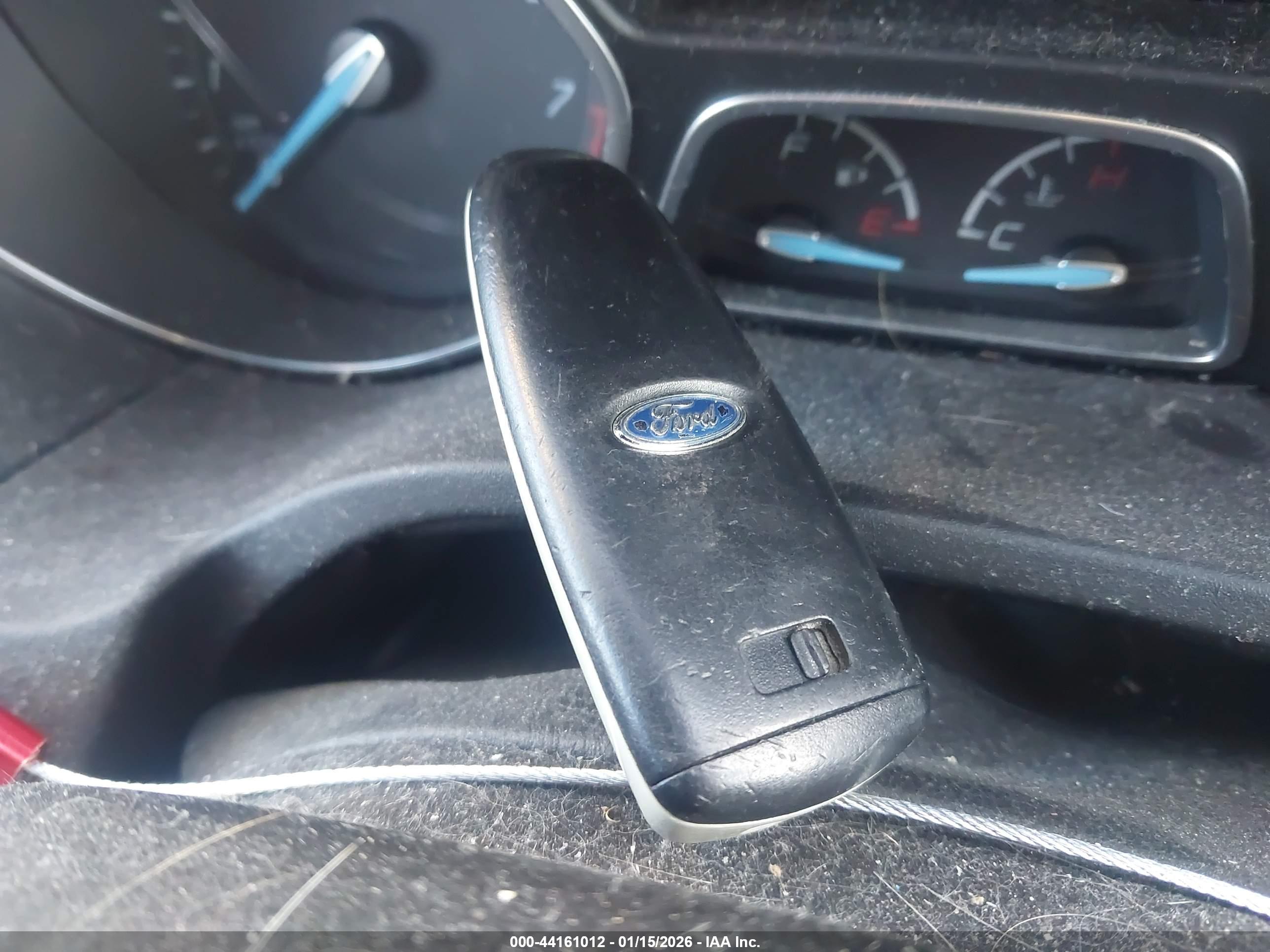 FORD FOCUS image 11