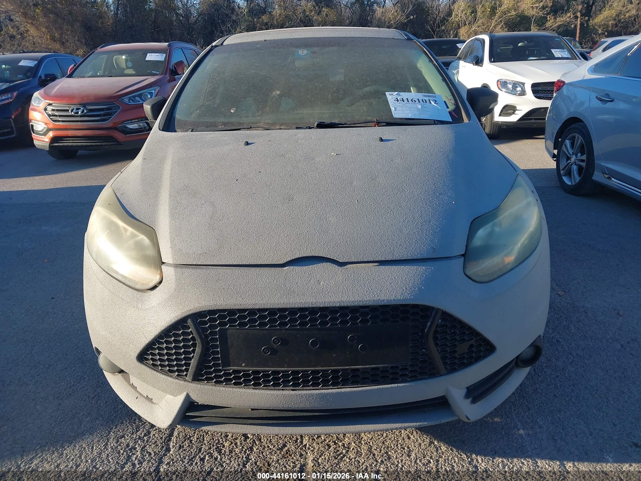 FORD FOCUS image 6