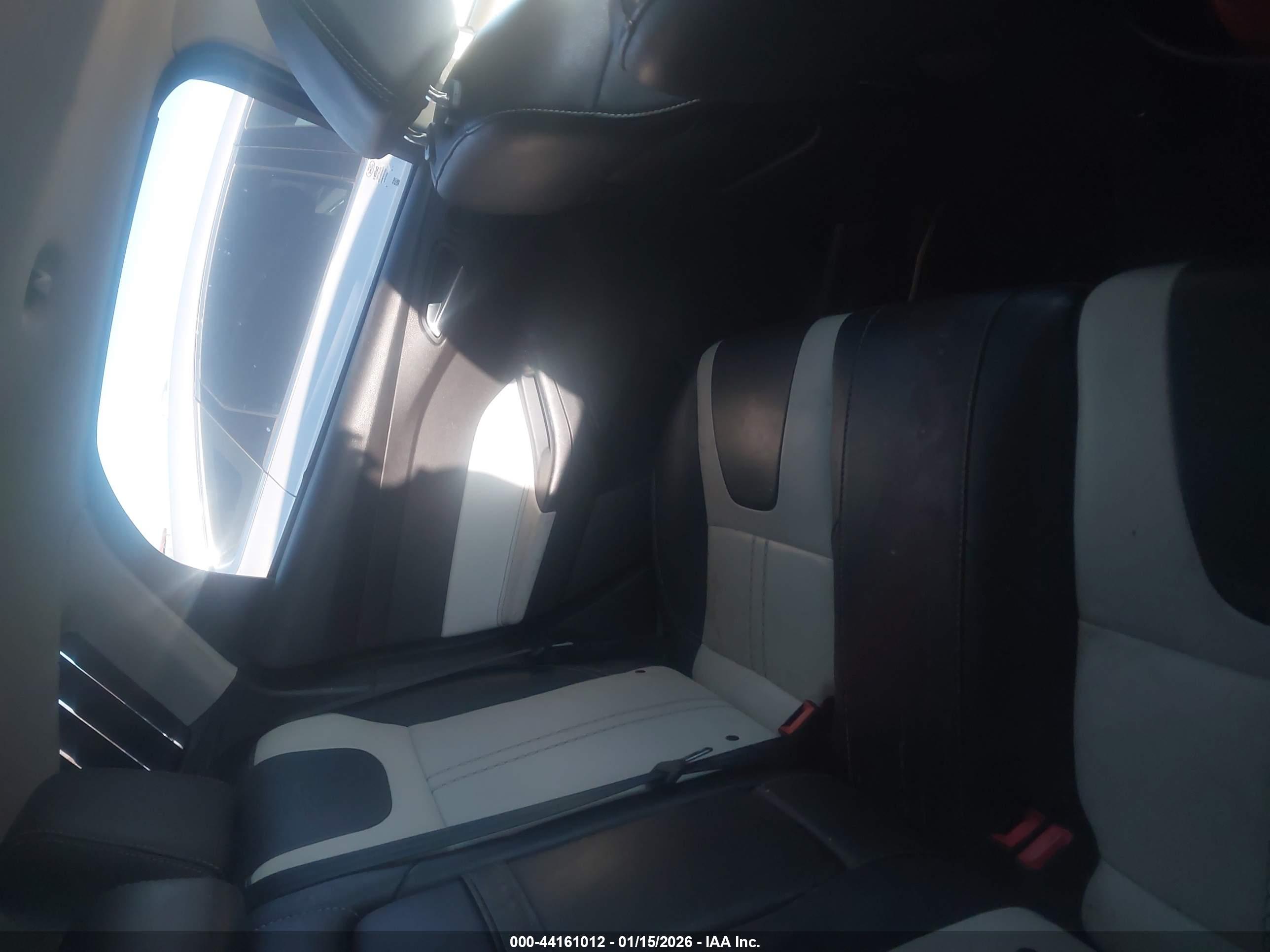 FORD FOCUS image 8
