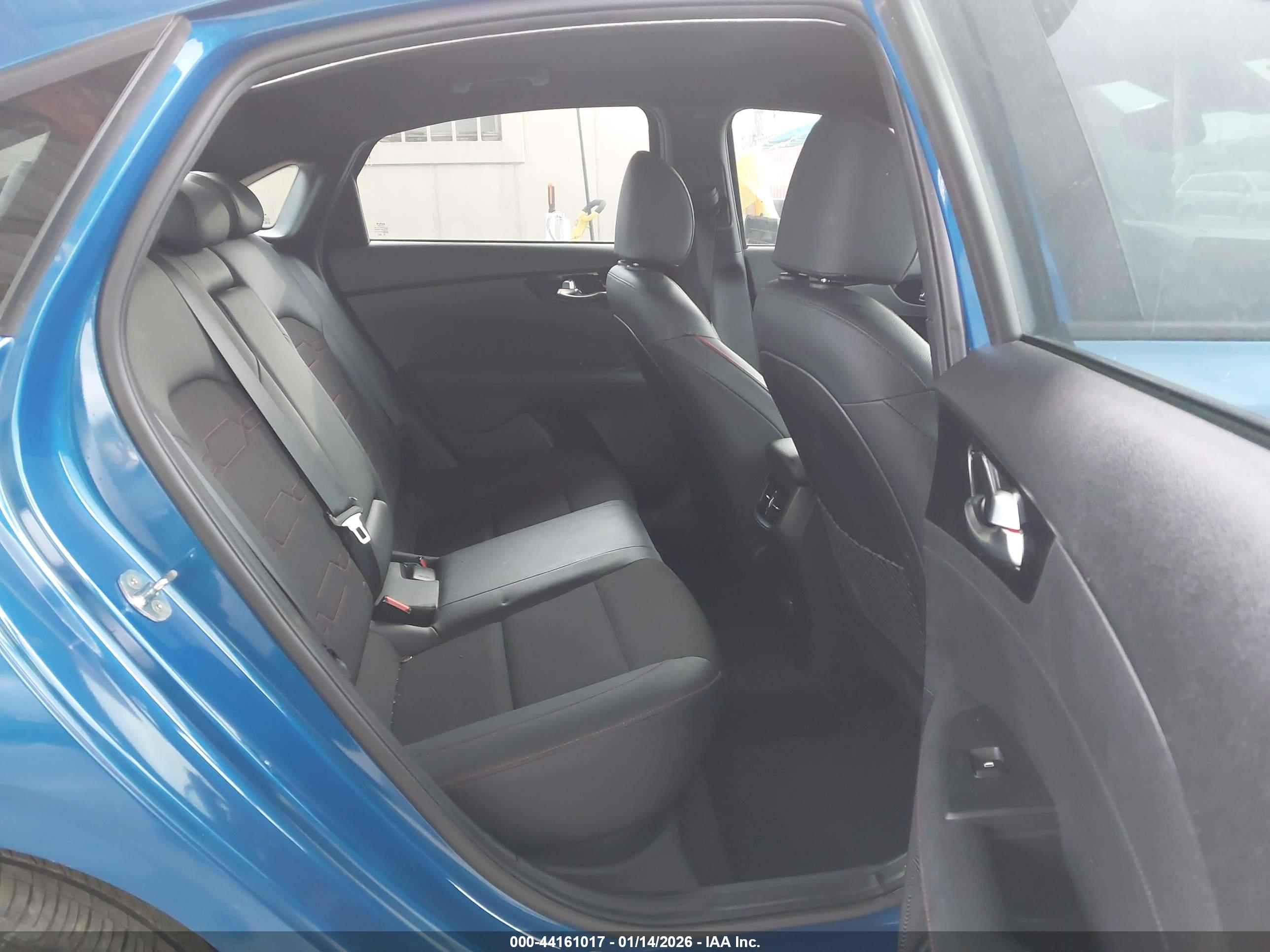 KIA FORTE image 8