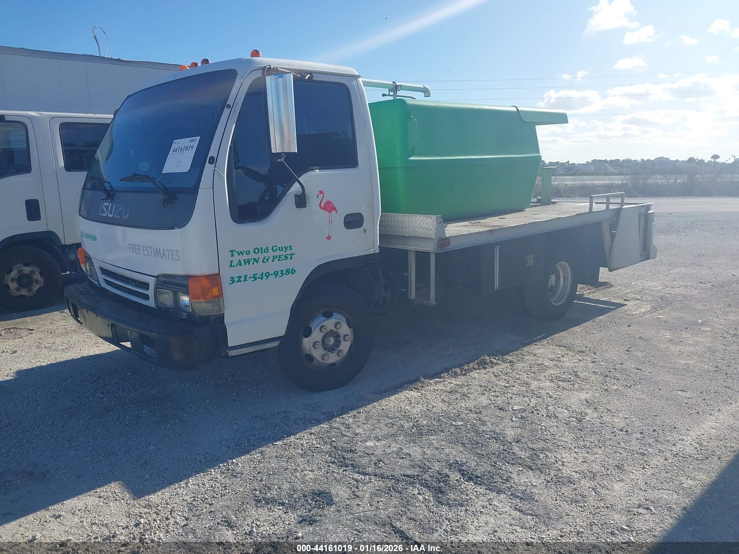 ISUZU NPR image 2