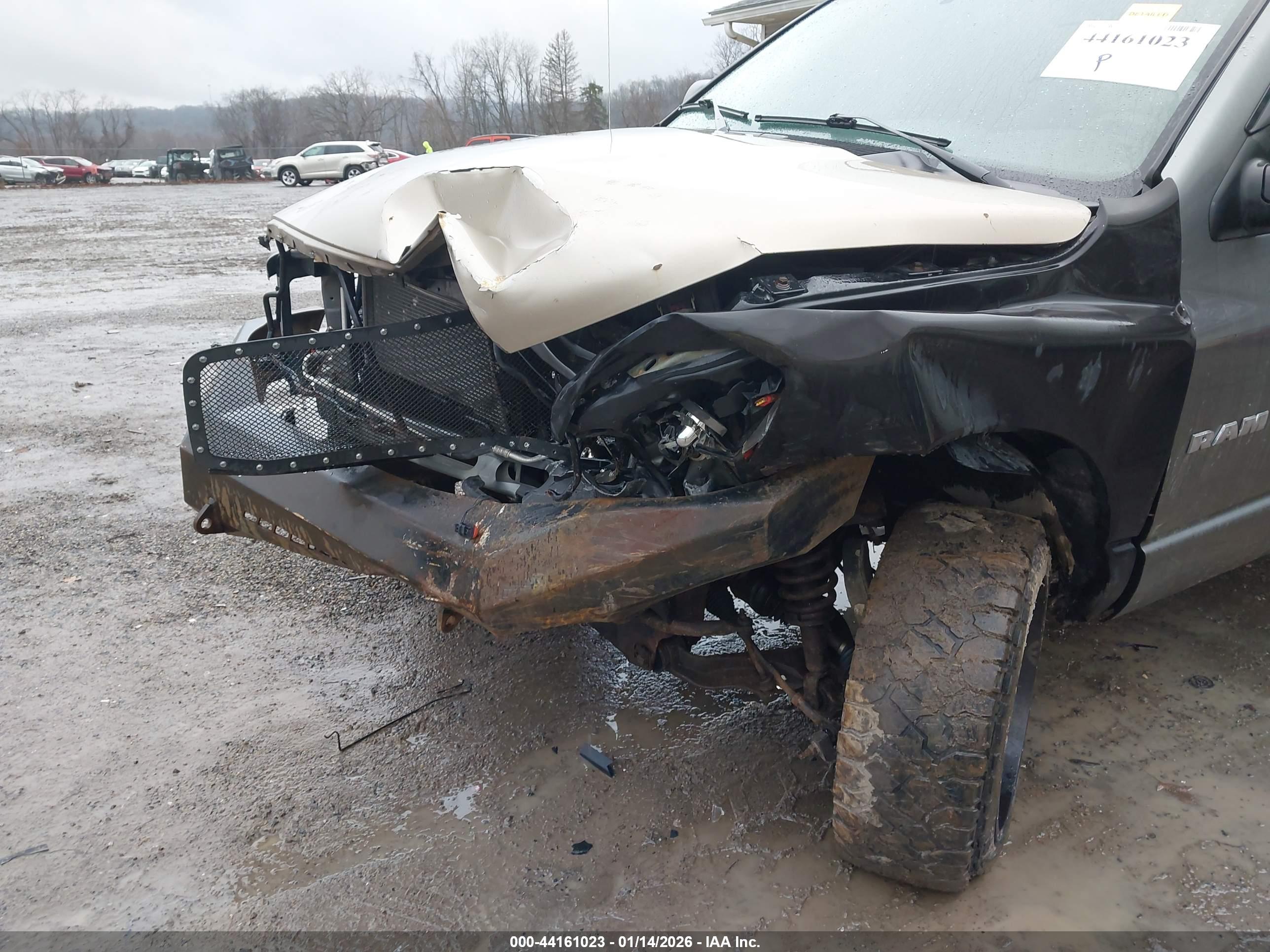 DODGE RAM image 6