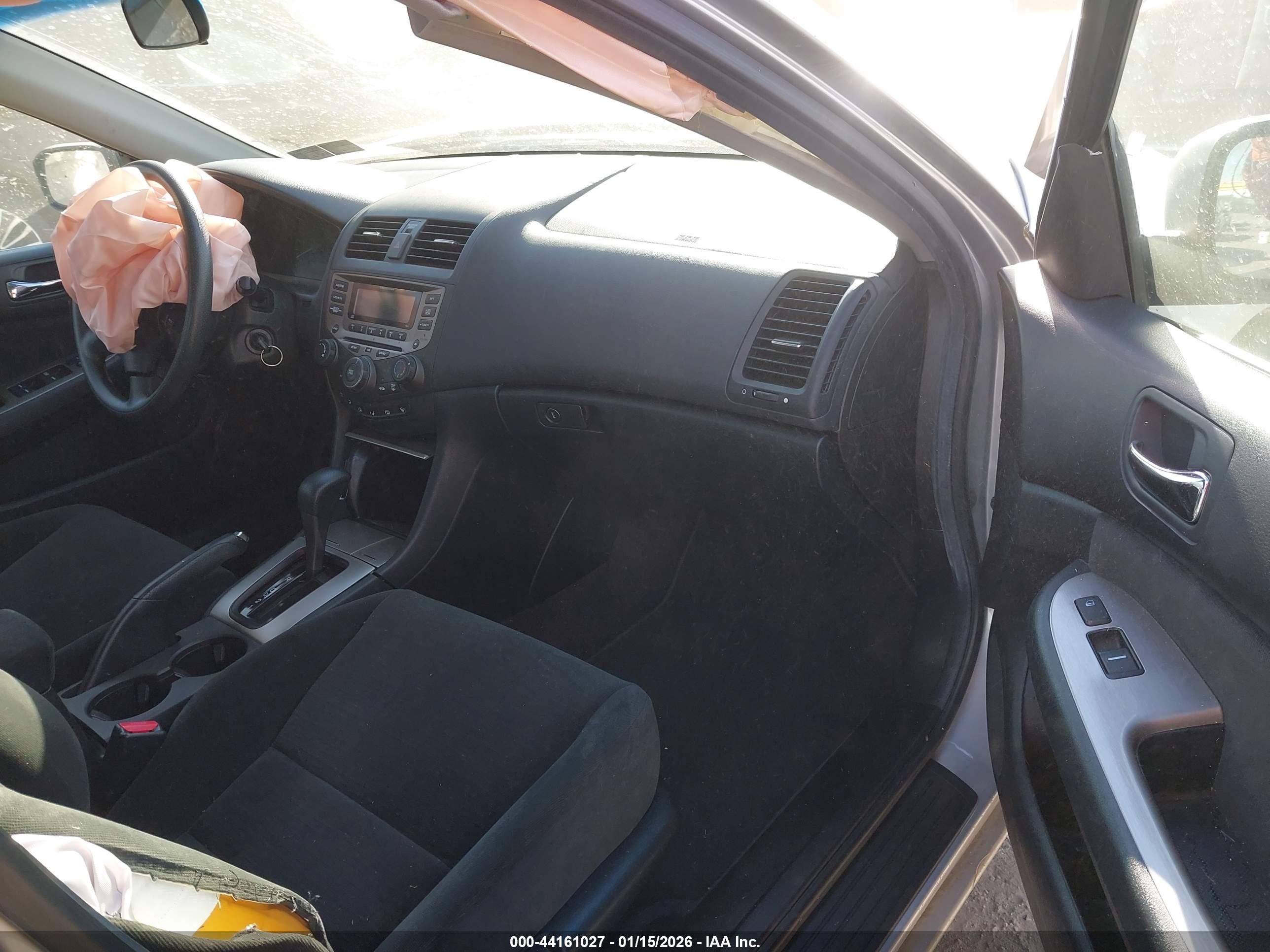 HONDA ACCORD image 5