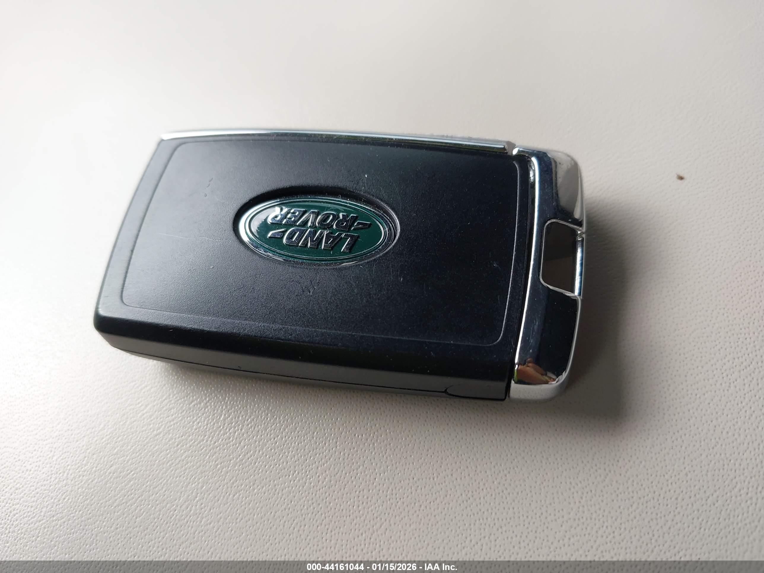 LAND ROVER image 11