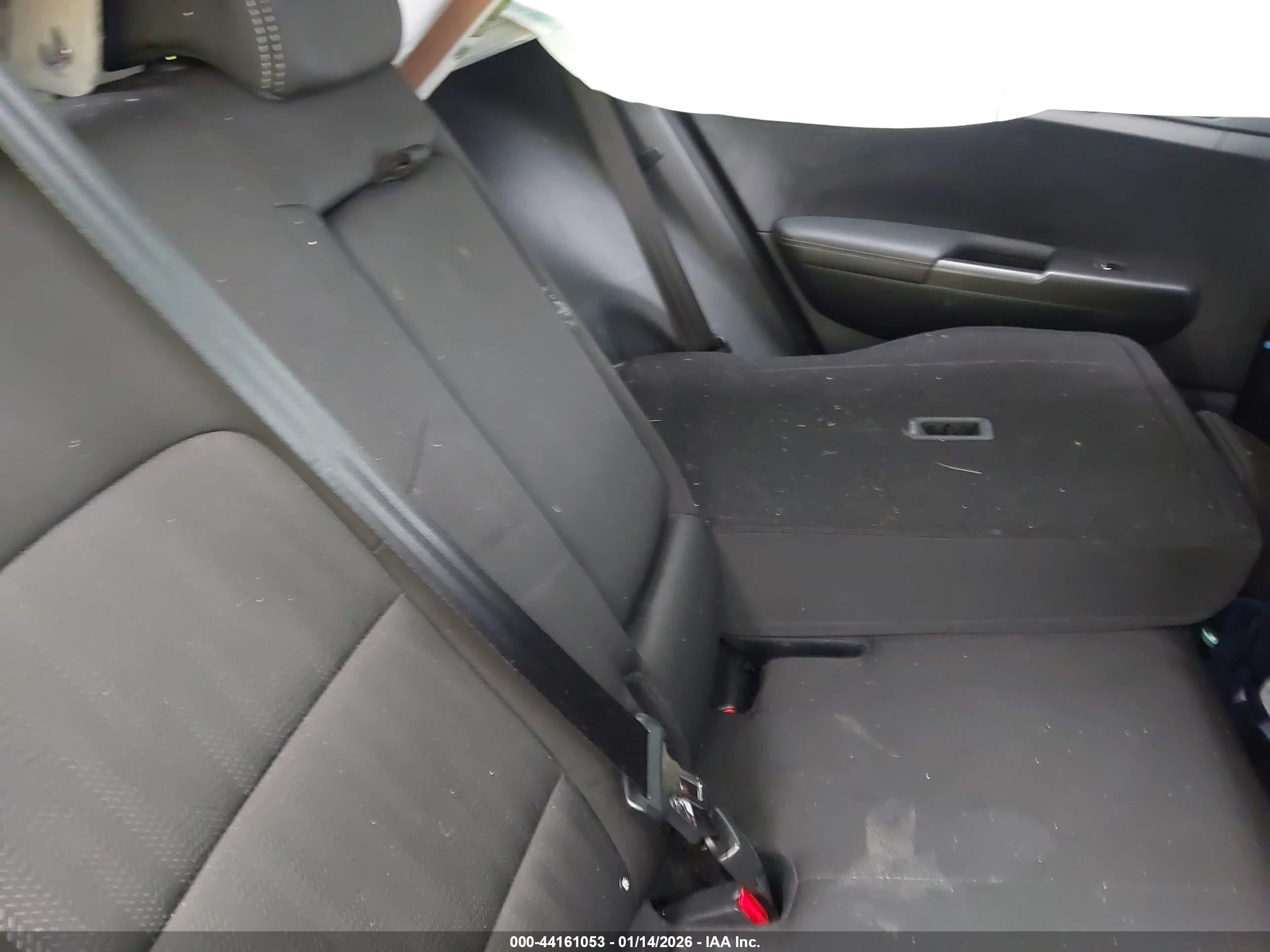 KIA SPORTAGE image 8