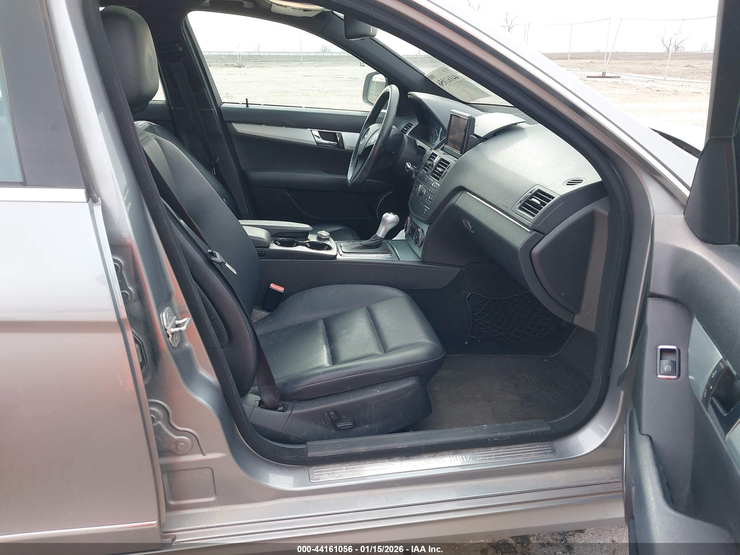 MERCEDES-BENZ C image 5
