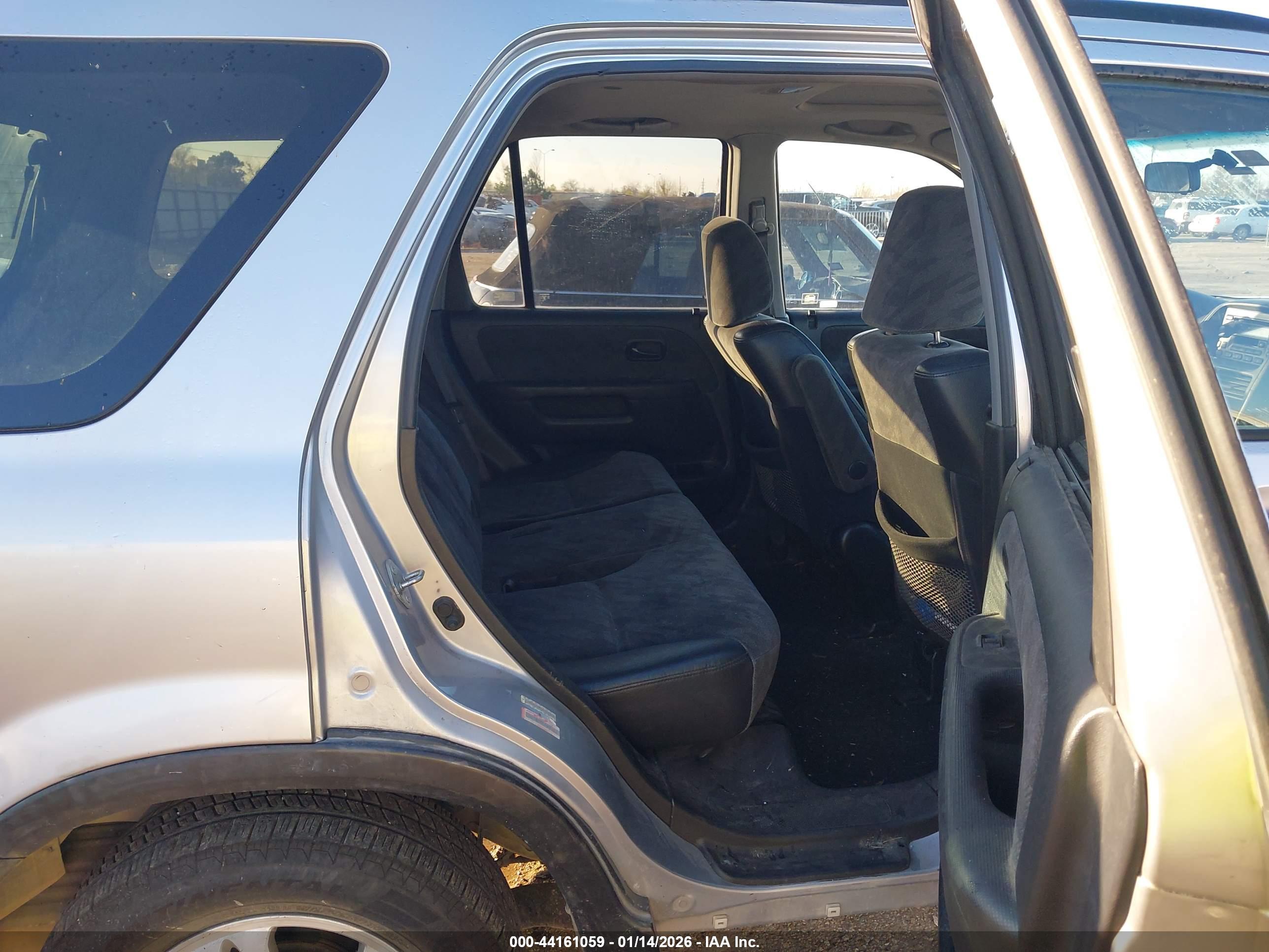 HONDA CR-V image 8