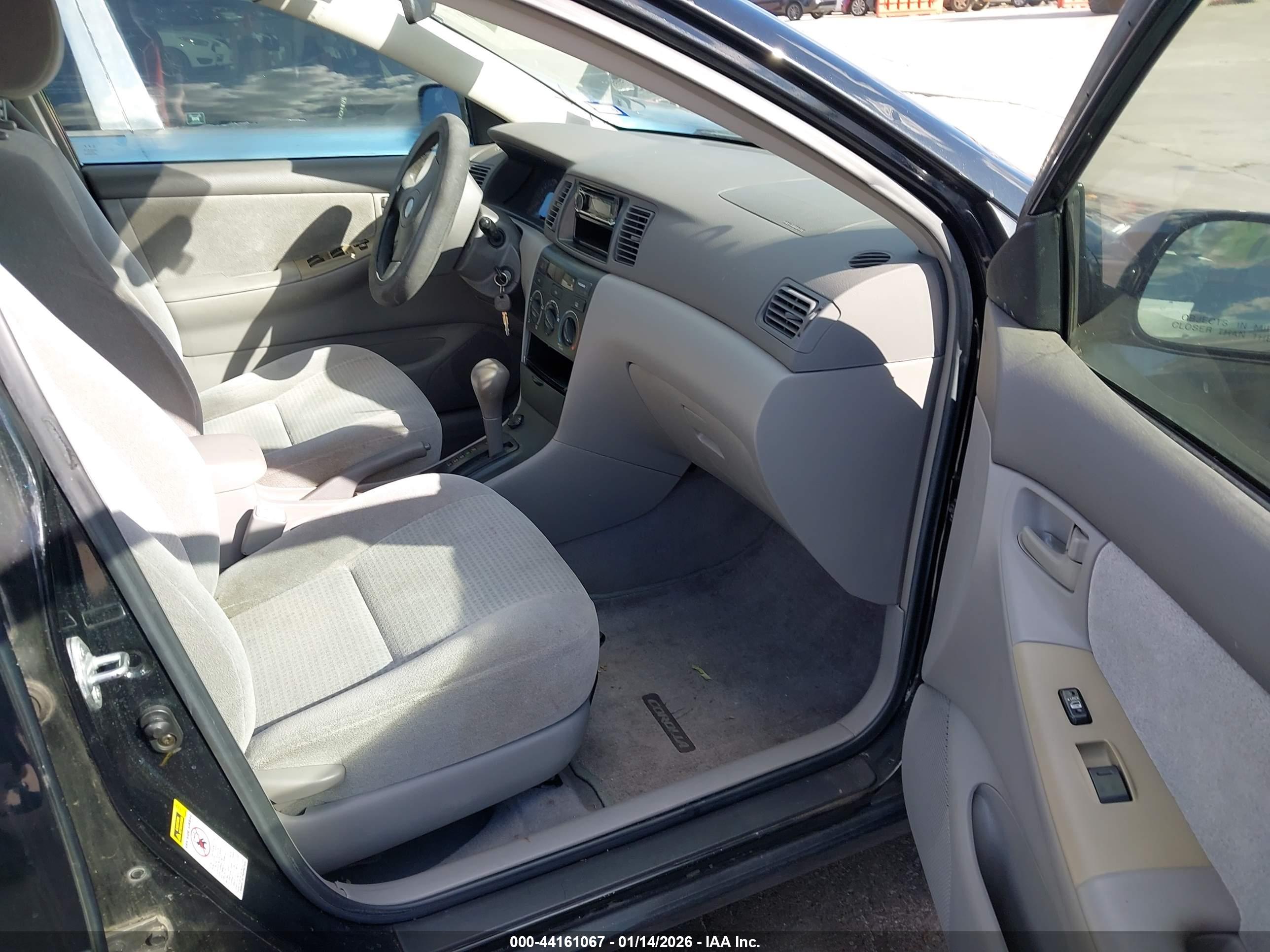 TOYOTA COROLLA image 5
