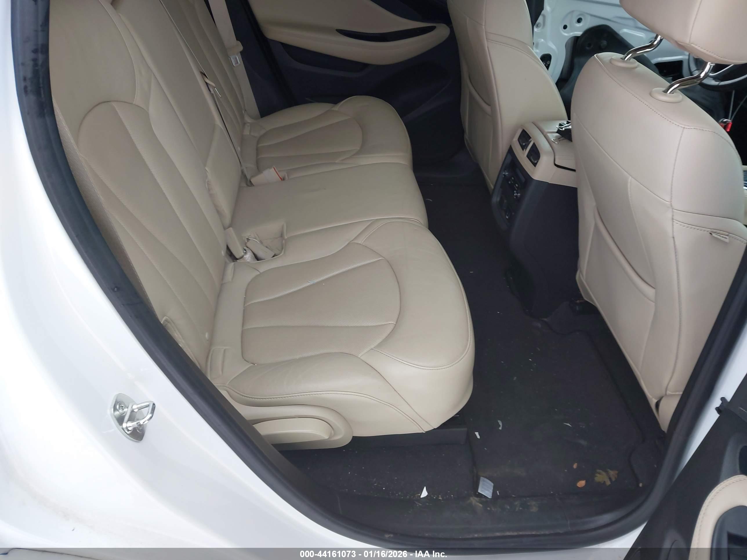 BUICK ENVISION image 8