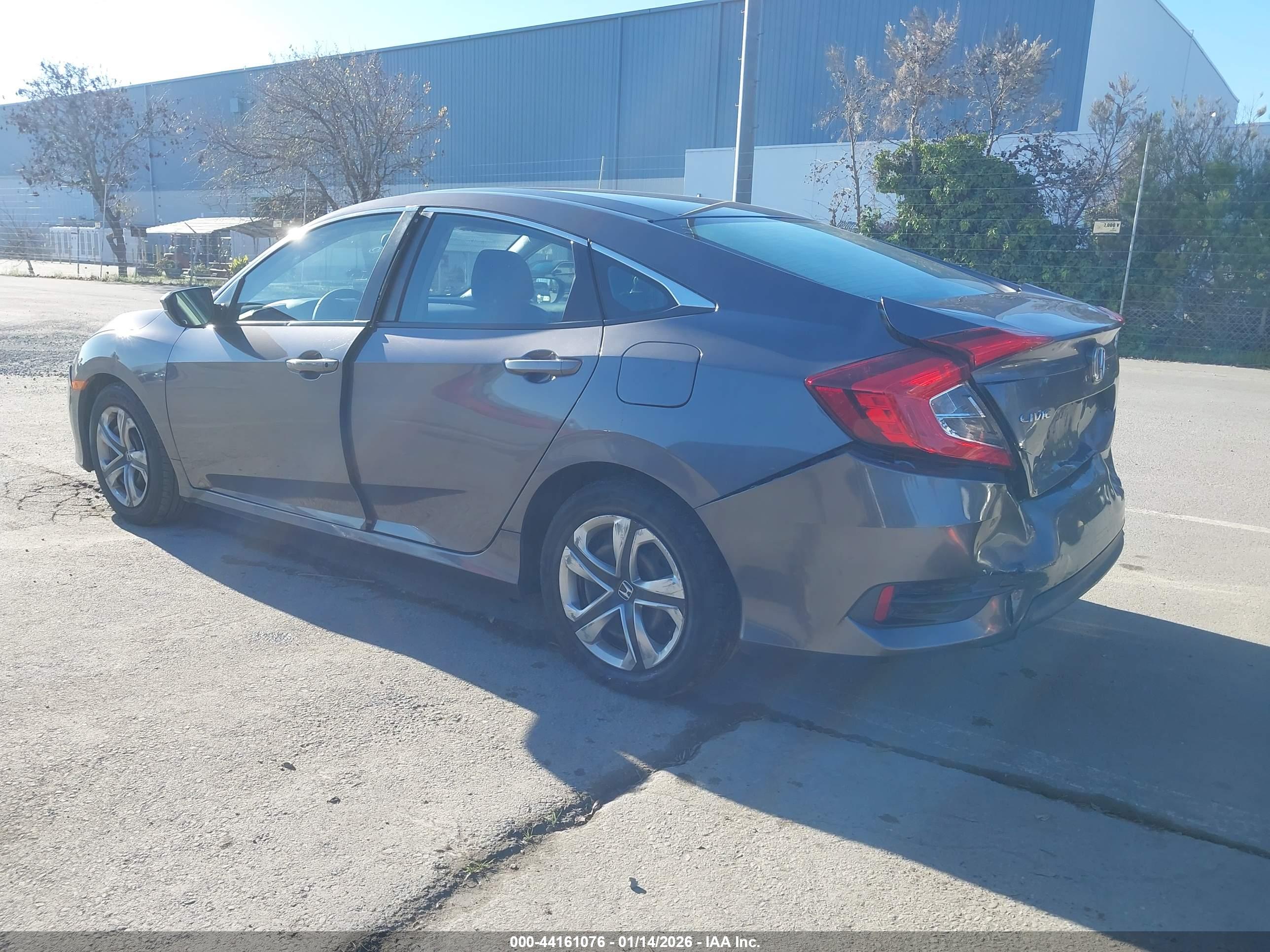 HONDA CIVIC image 3