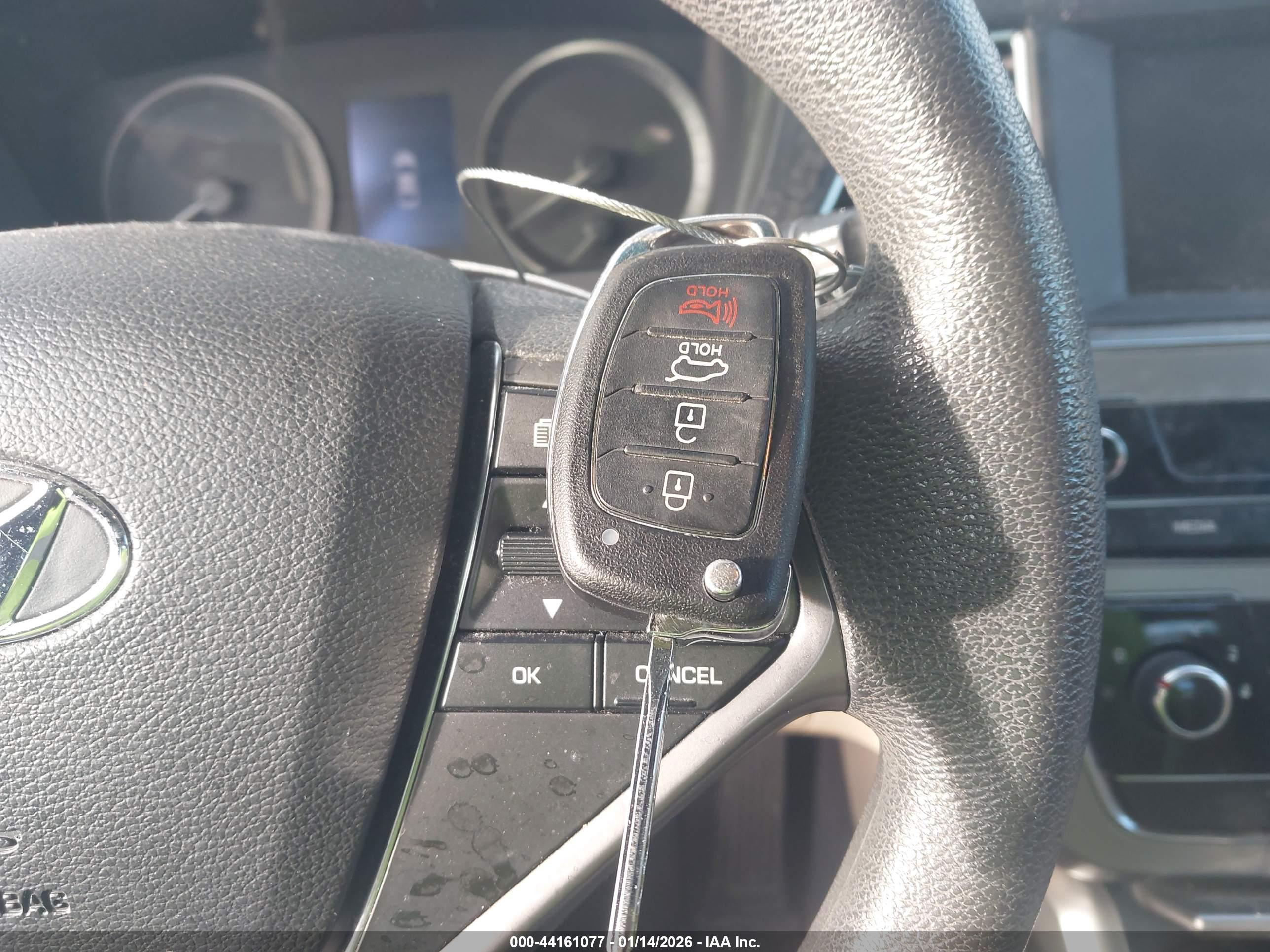 HYUNDAI SONATA image 11