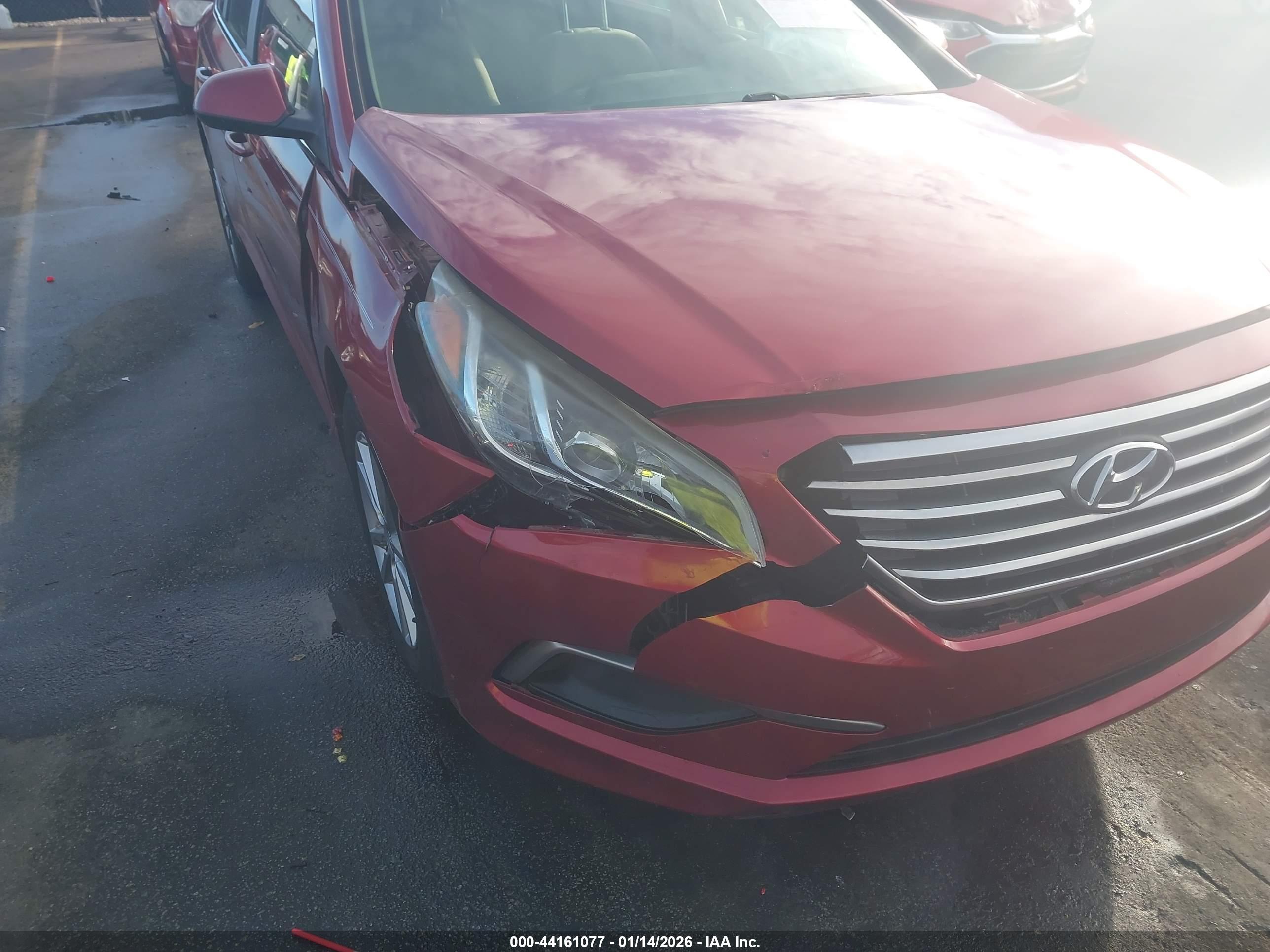 HYUNDAI SONATA image 6
