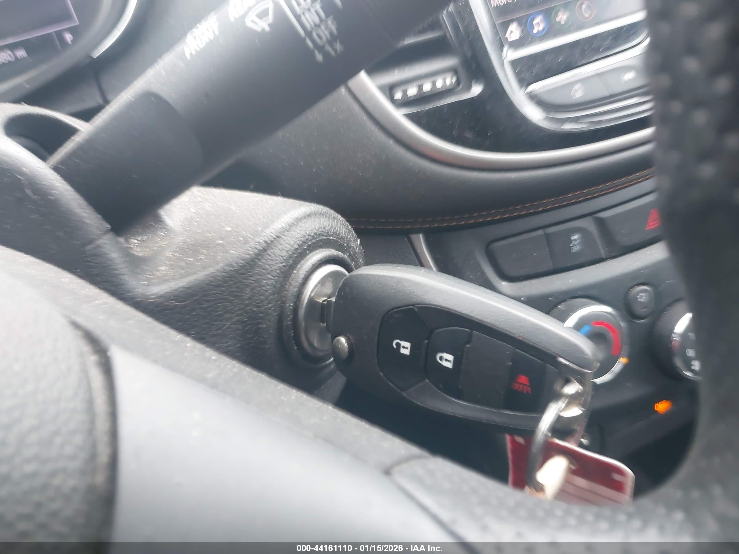 CHEVROLET TRAX image 11