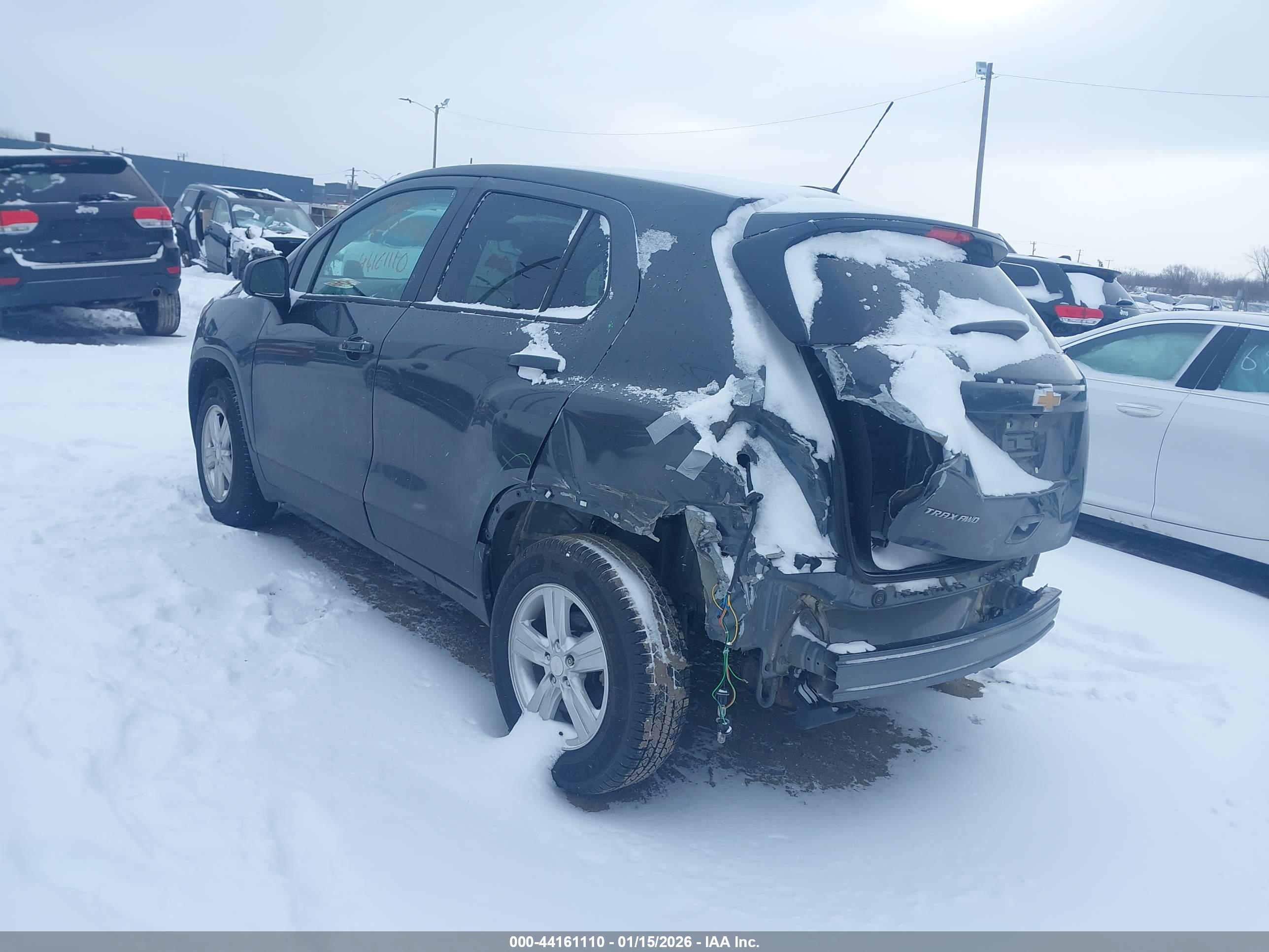 CHEVROLET TRAX image 3