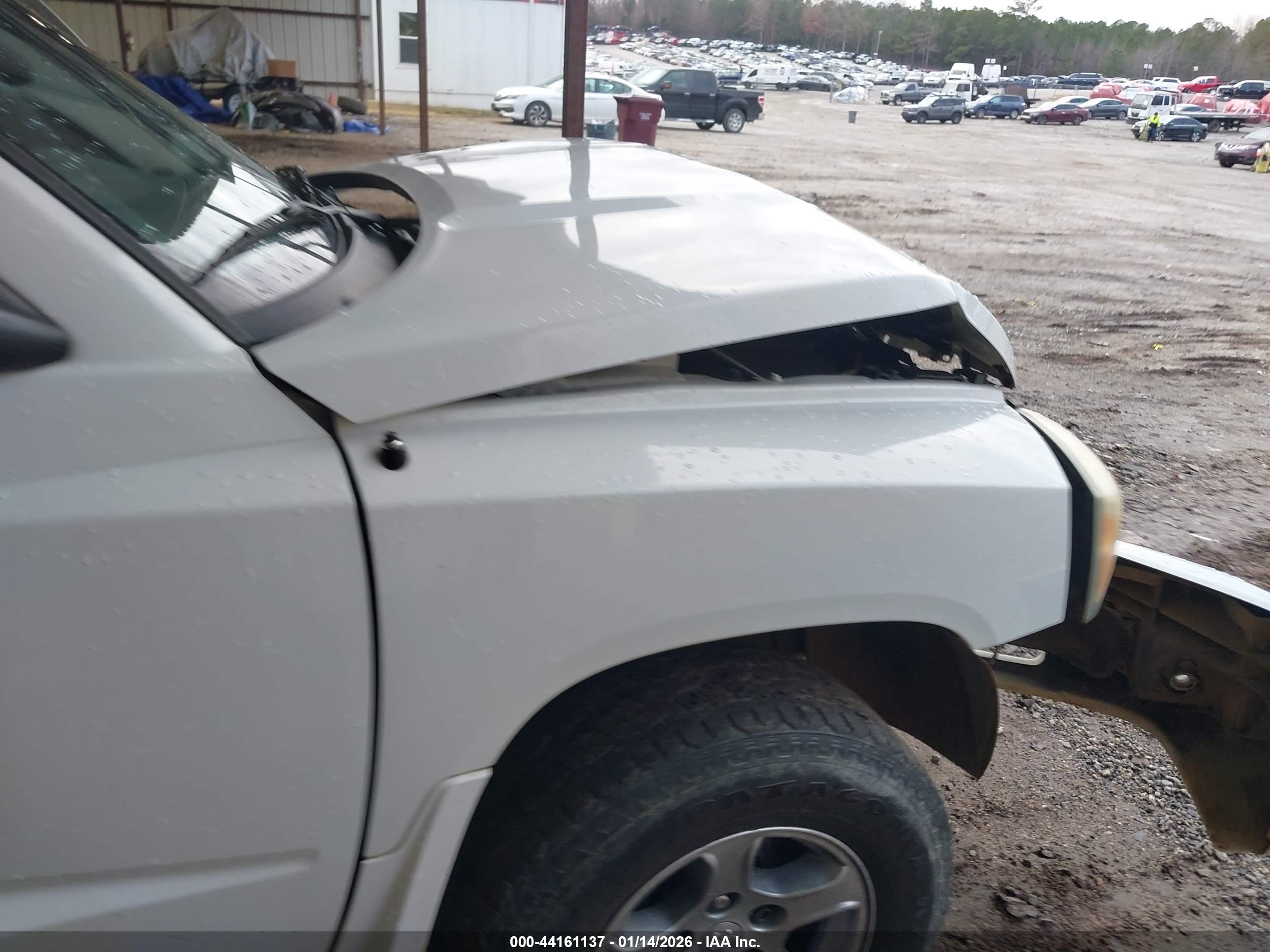 DODGE DAKOTA image 6
