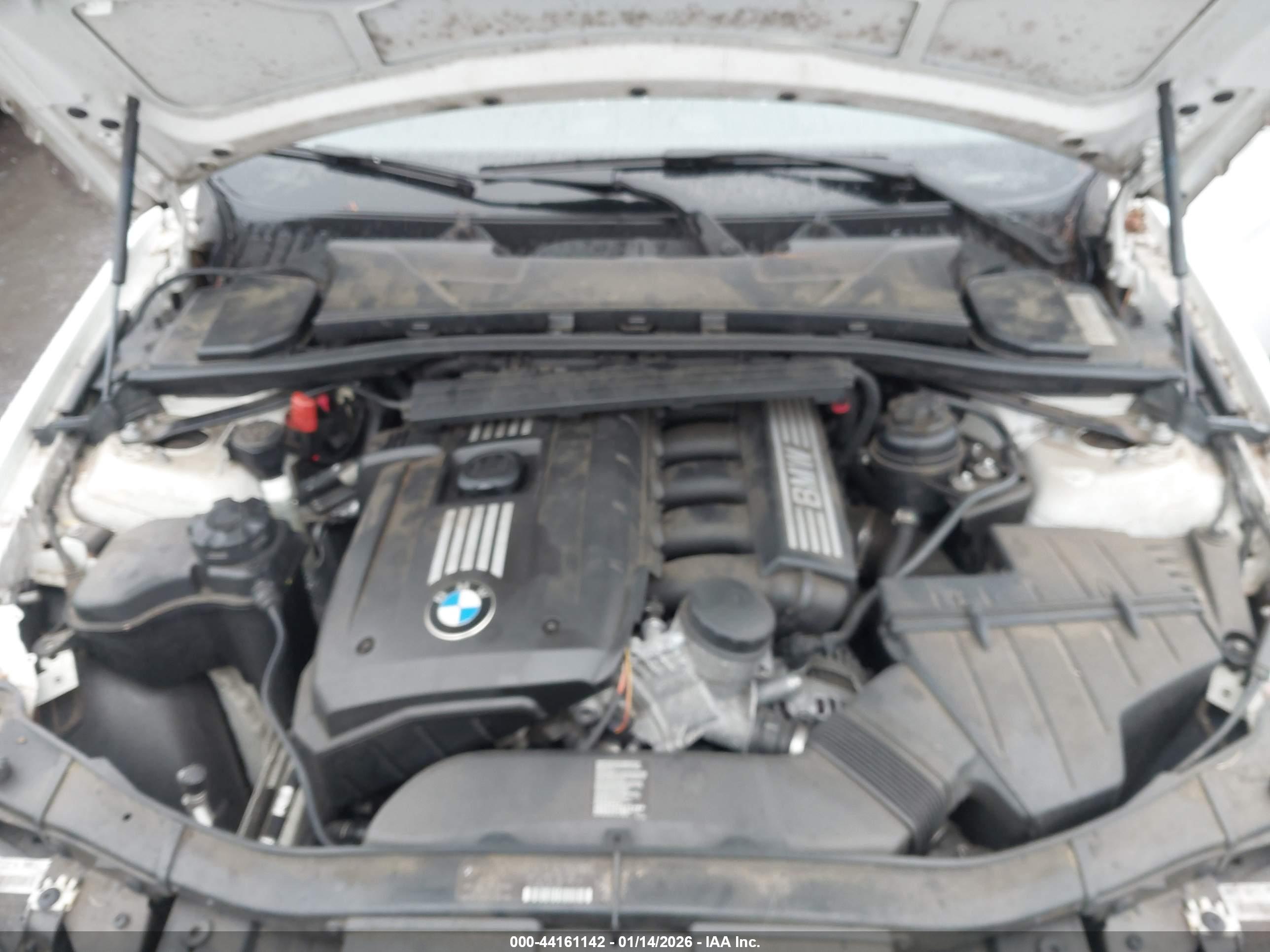 BMW 328I image 10